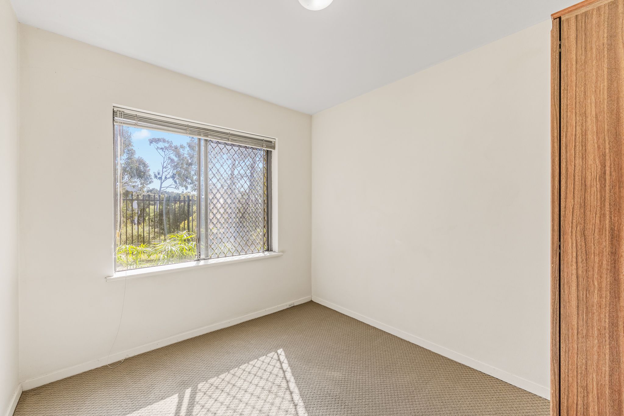 11/56 Riversdale Road — photo 8 of 21