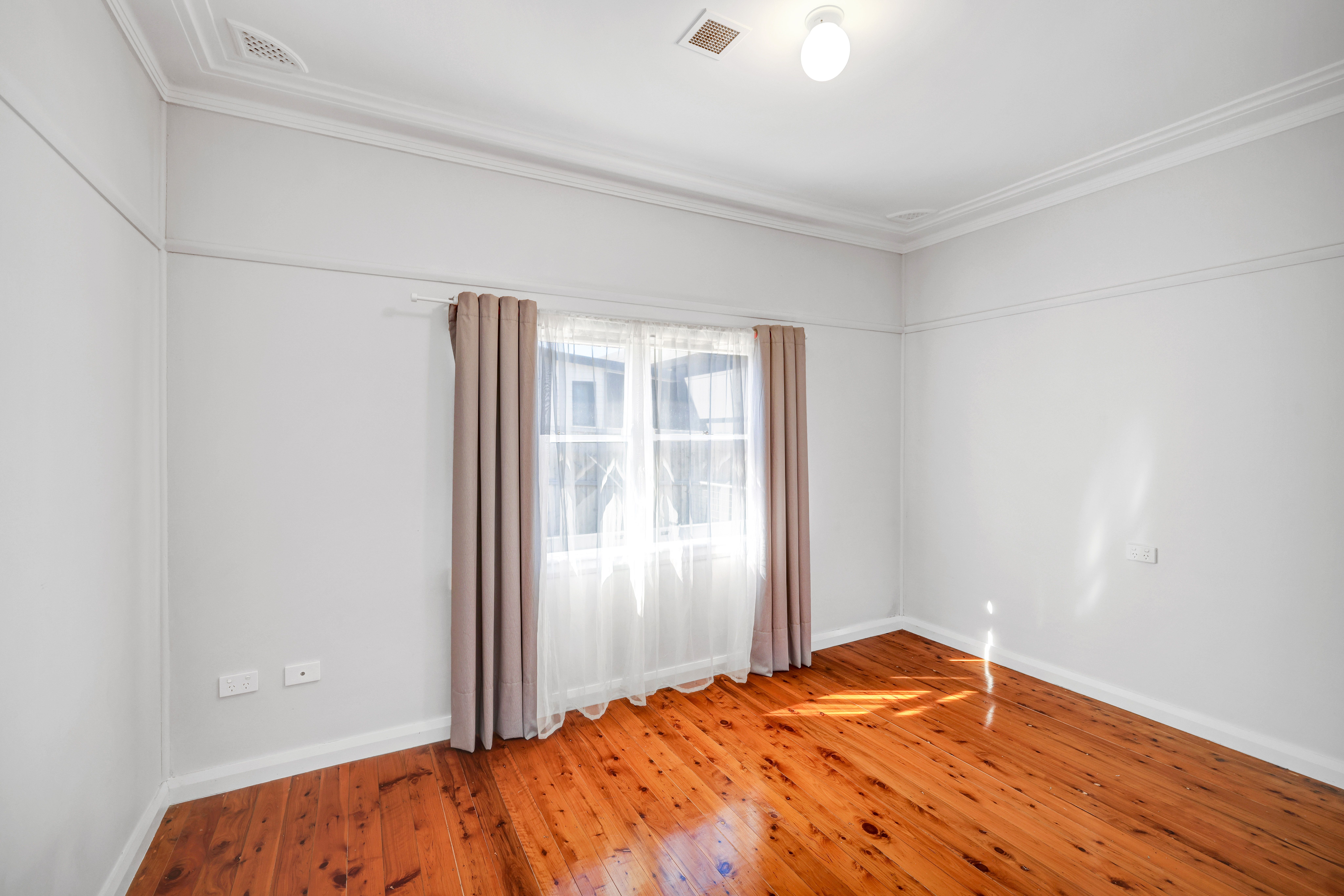 8 Owen Street, Huskisson, NSW