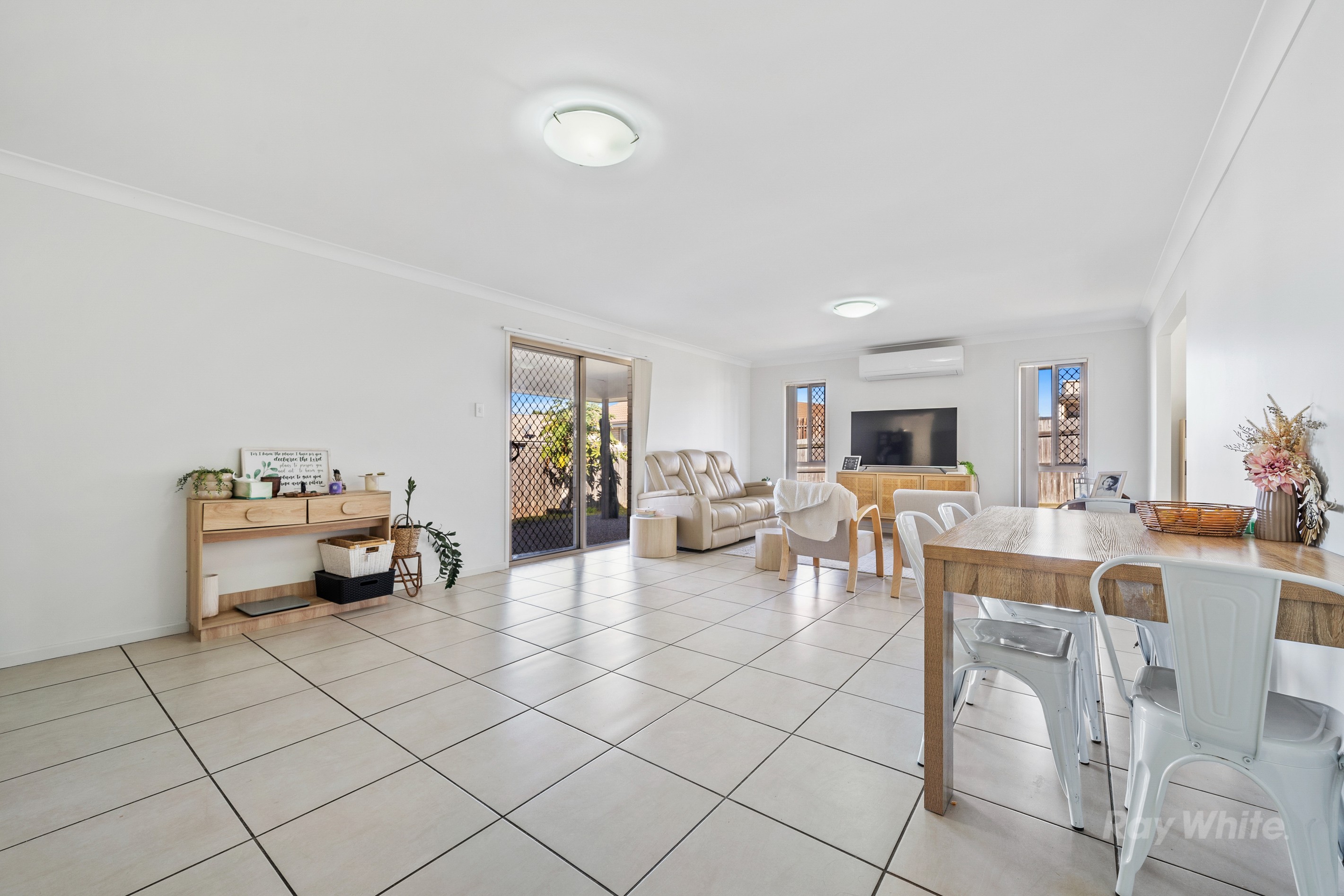 3 Diller Drive, Crestmead, QLD 4132