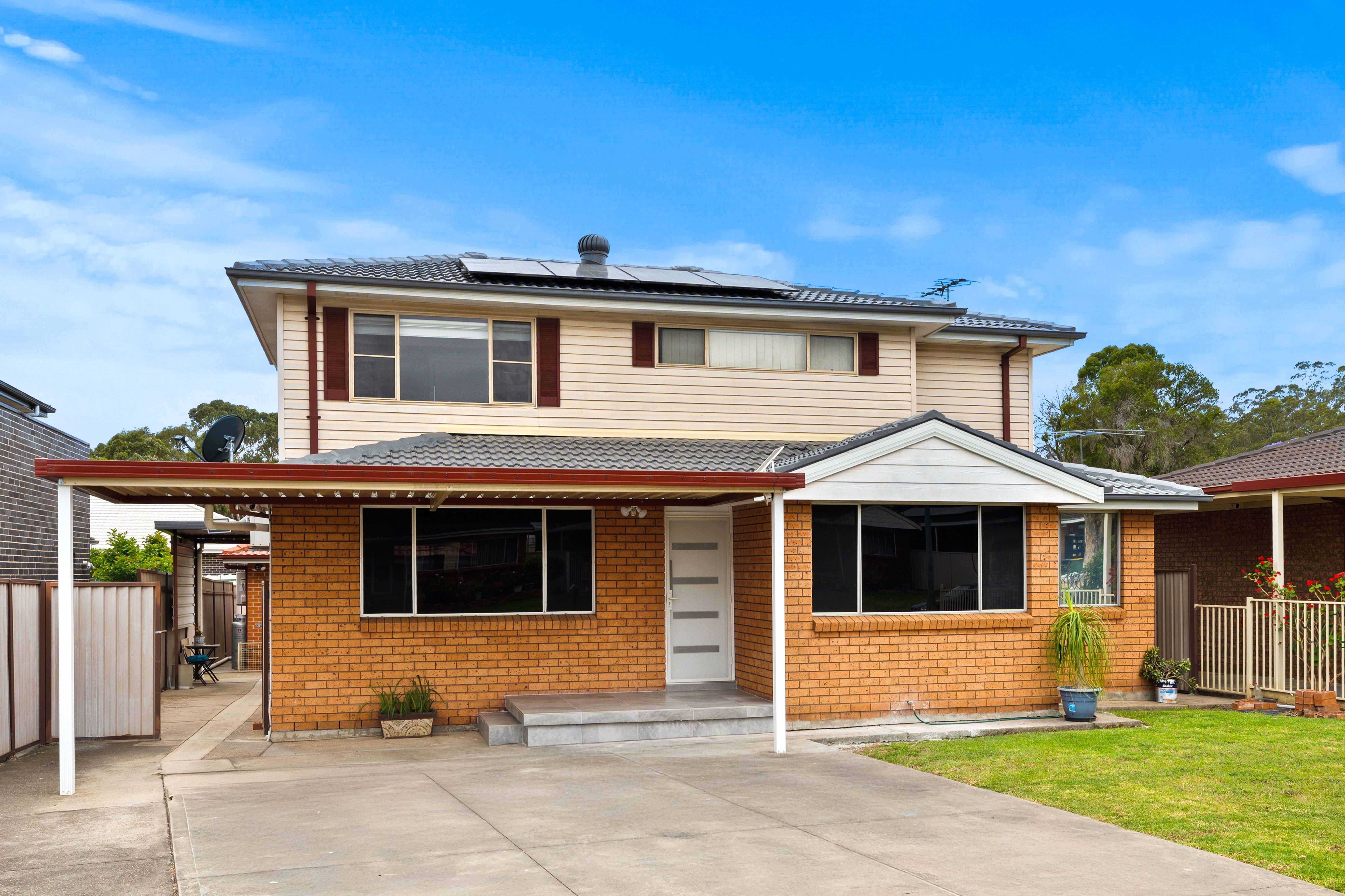 27 Shawnee Street, Greenfield Park NSW 2176