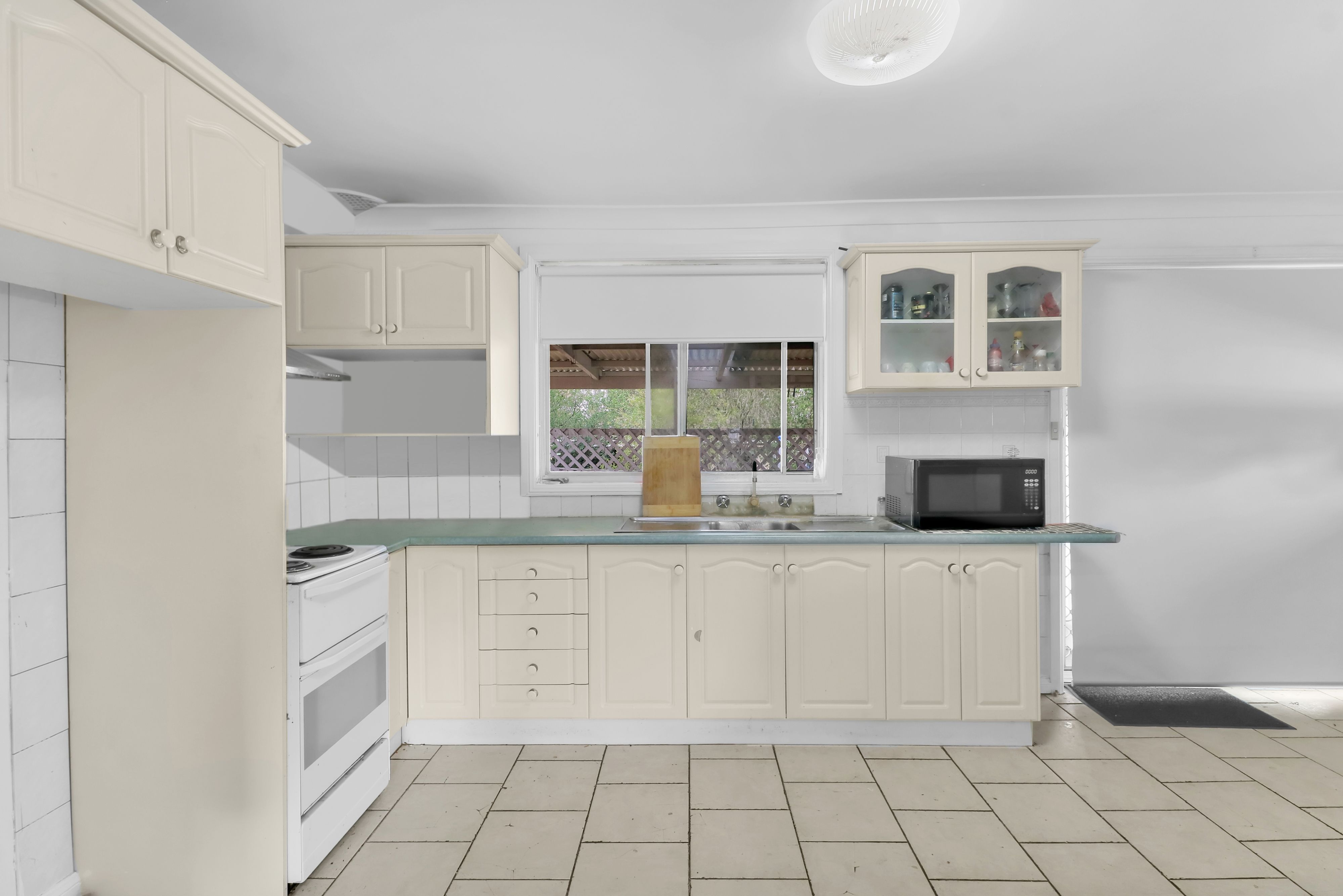10 Astwood Street, Colyton, NSW 2760