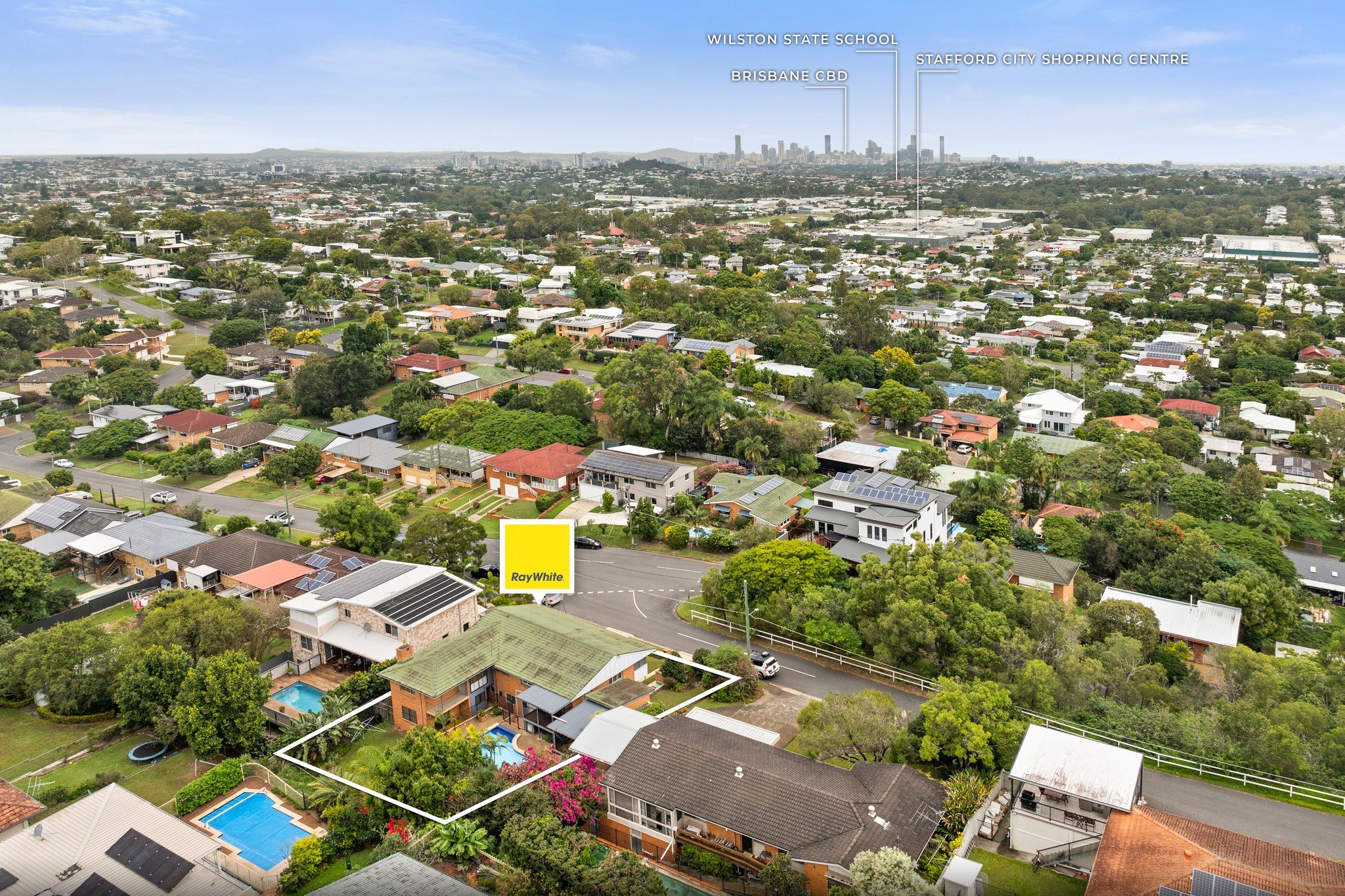 19 Caratel Street, Stafford Heights, QLD 4053