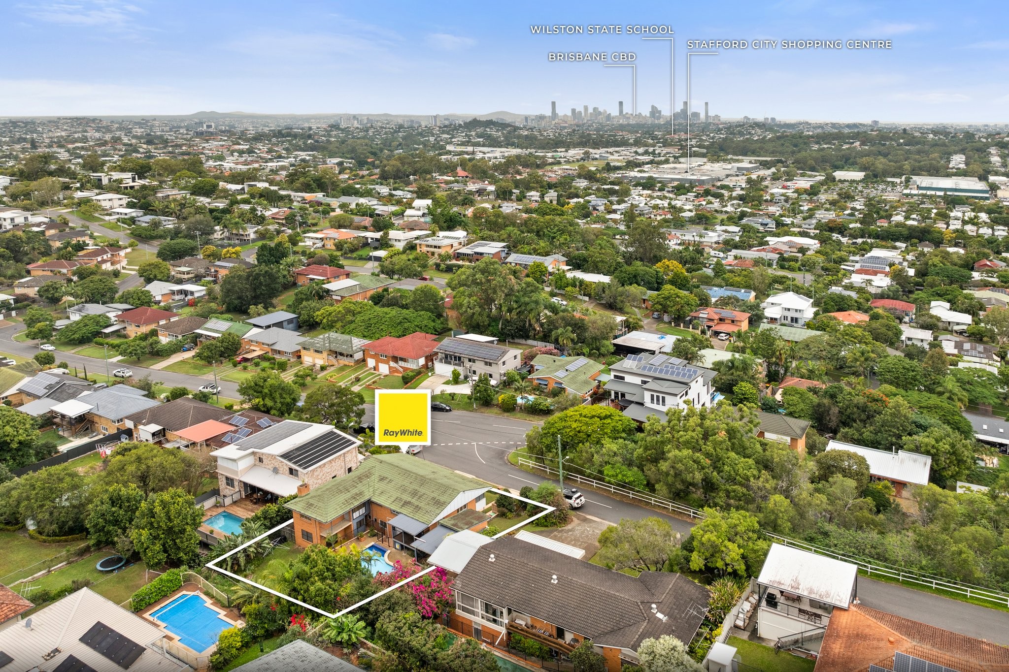 19 Caratel Street, Stafford Heights, QLD 4053