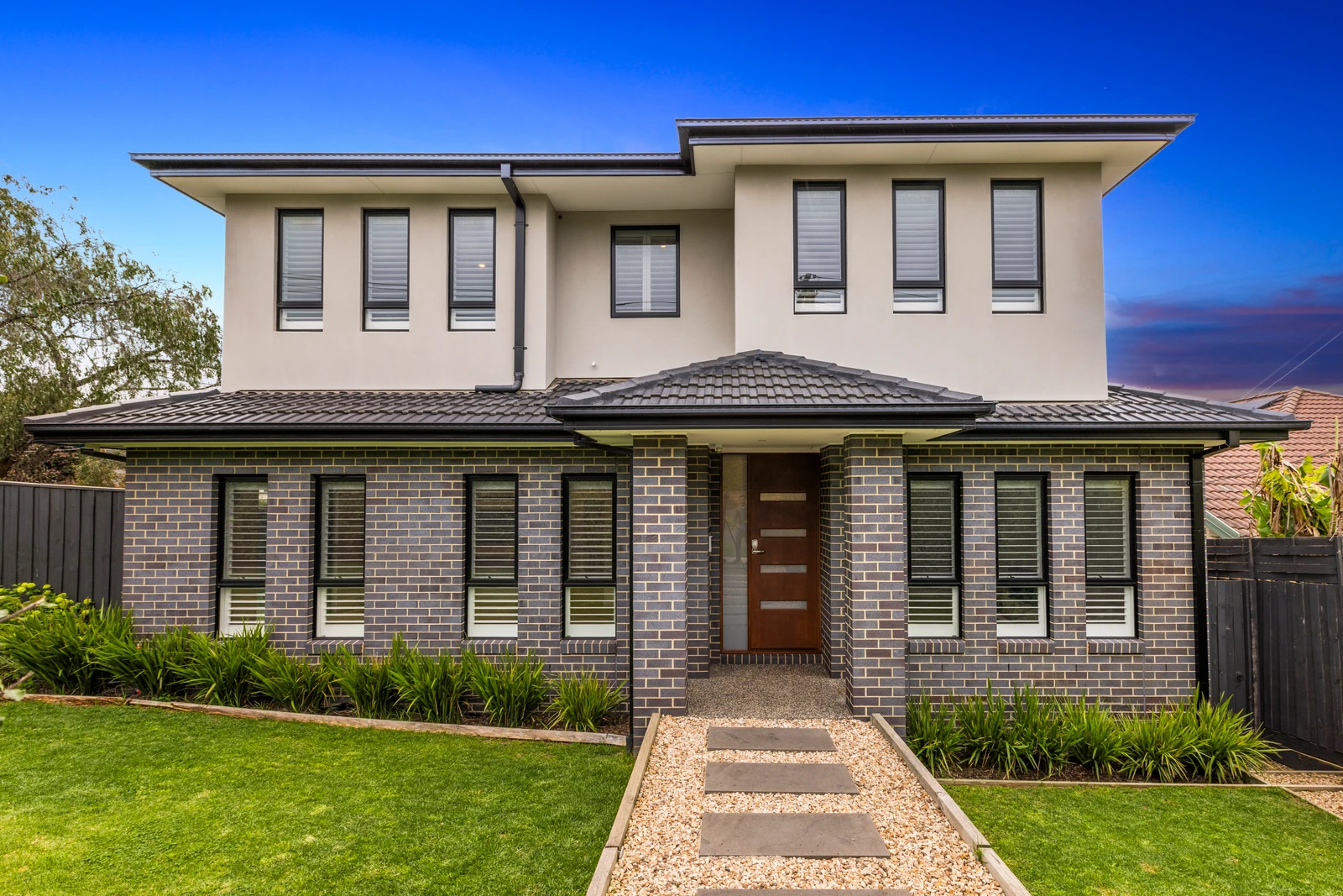 2 St Johns Wood Road, Mount Waverley, VIC 3149