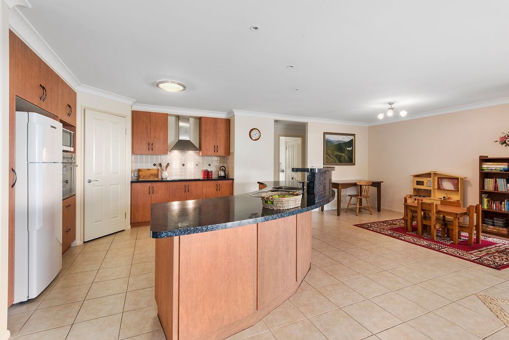 2 Kalimna Drive, Highfields, QLD 4352