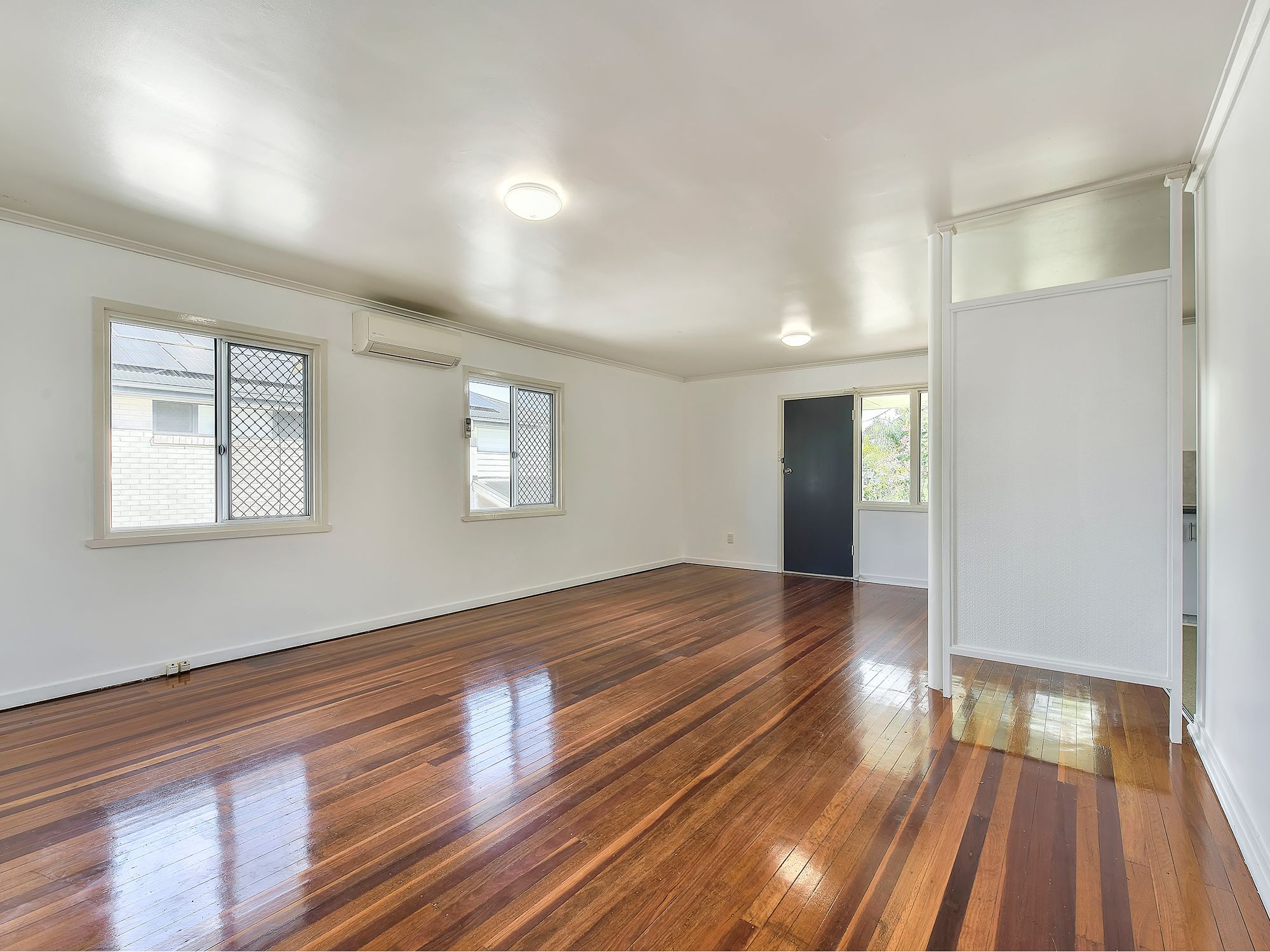 31 Rutherford Street — photo 5 of 16