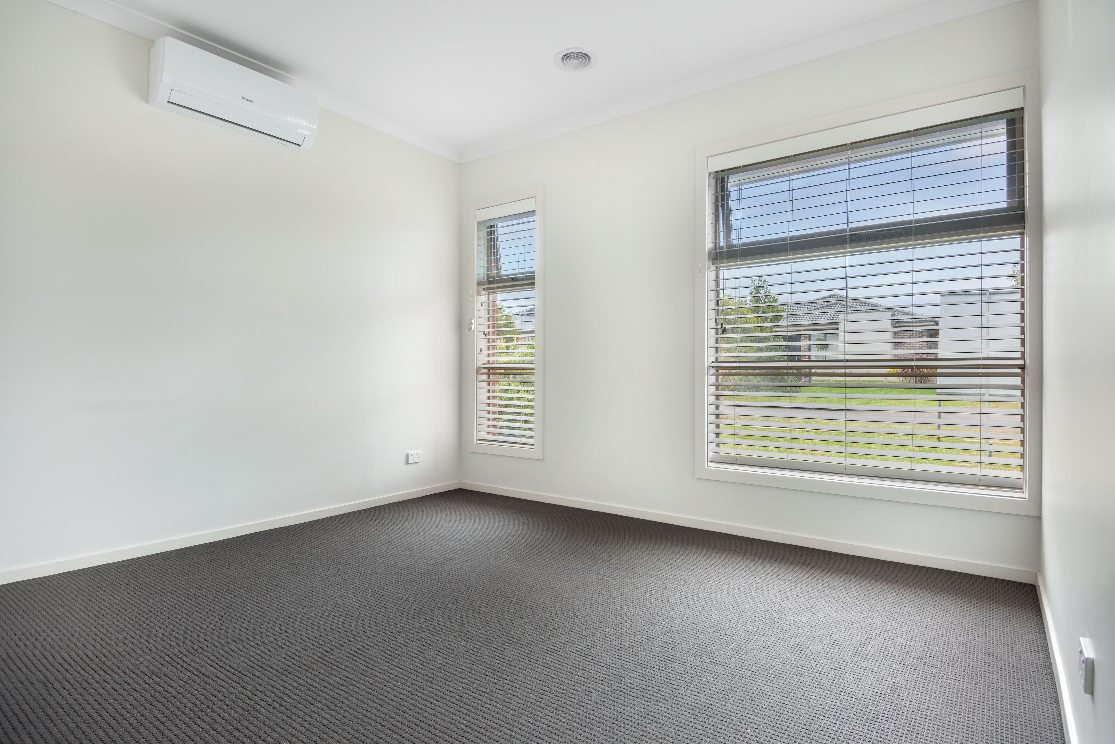 10 Gitsham Street, Lucas, VIC 3350