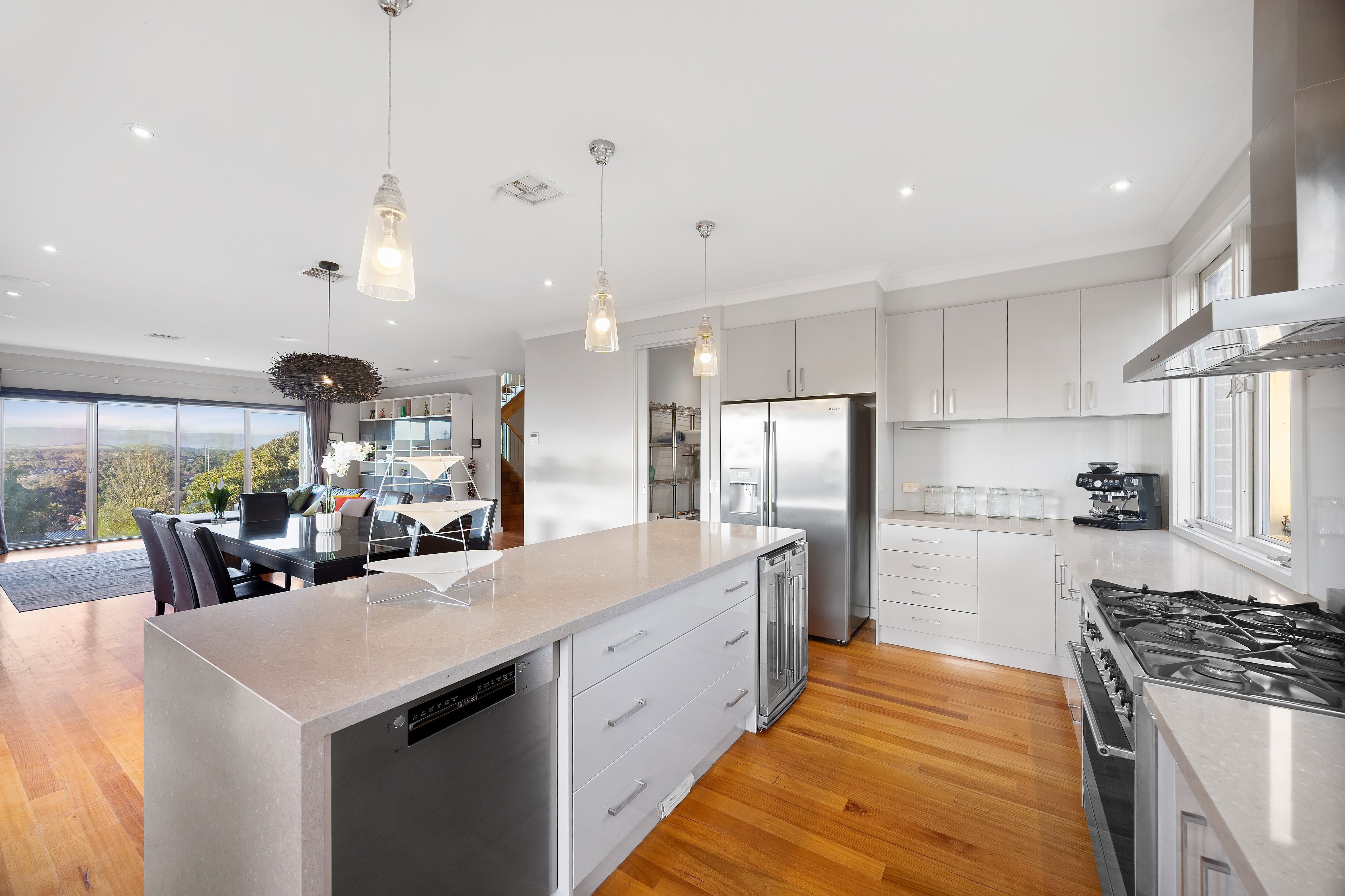 25 Parkwood Road — photo 5 of 15