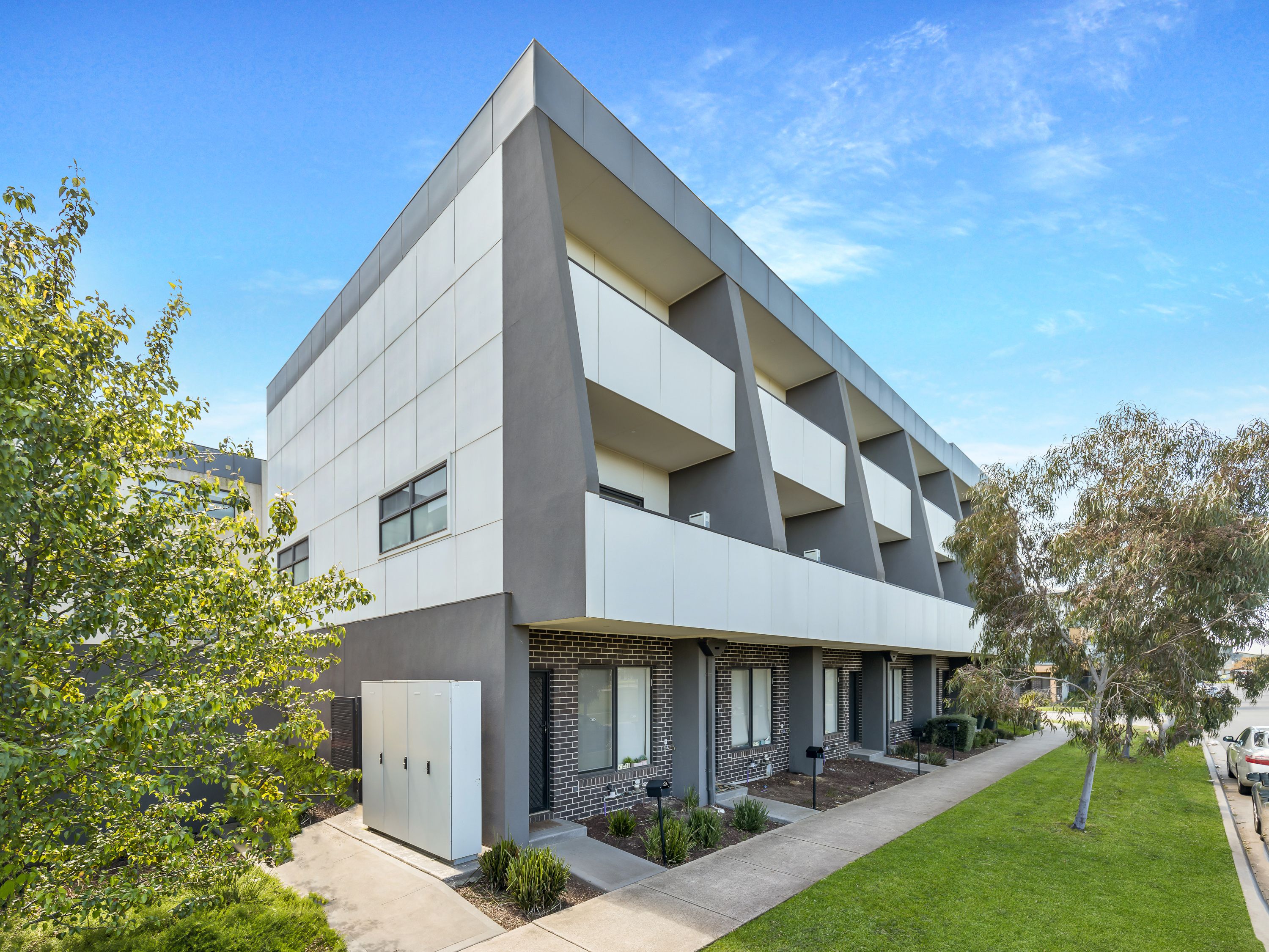 1-27 Punt Street, Craigieburn VIC 3064