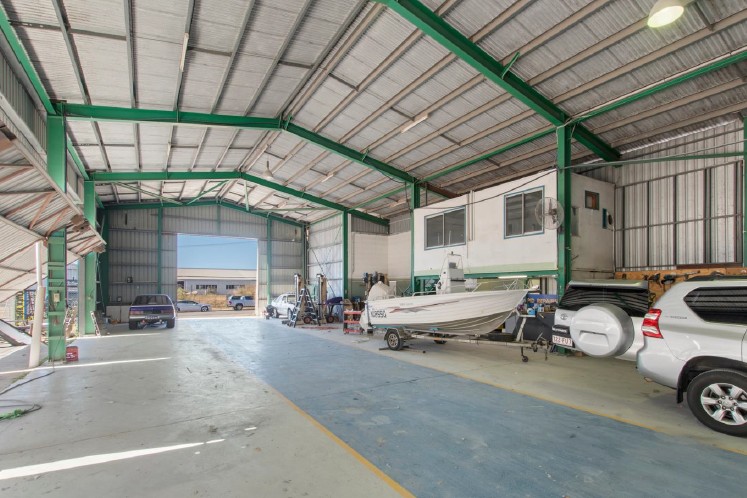 6-8 Camuglia, Garbutt, QLD 4814