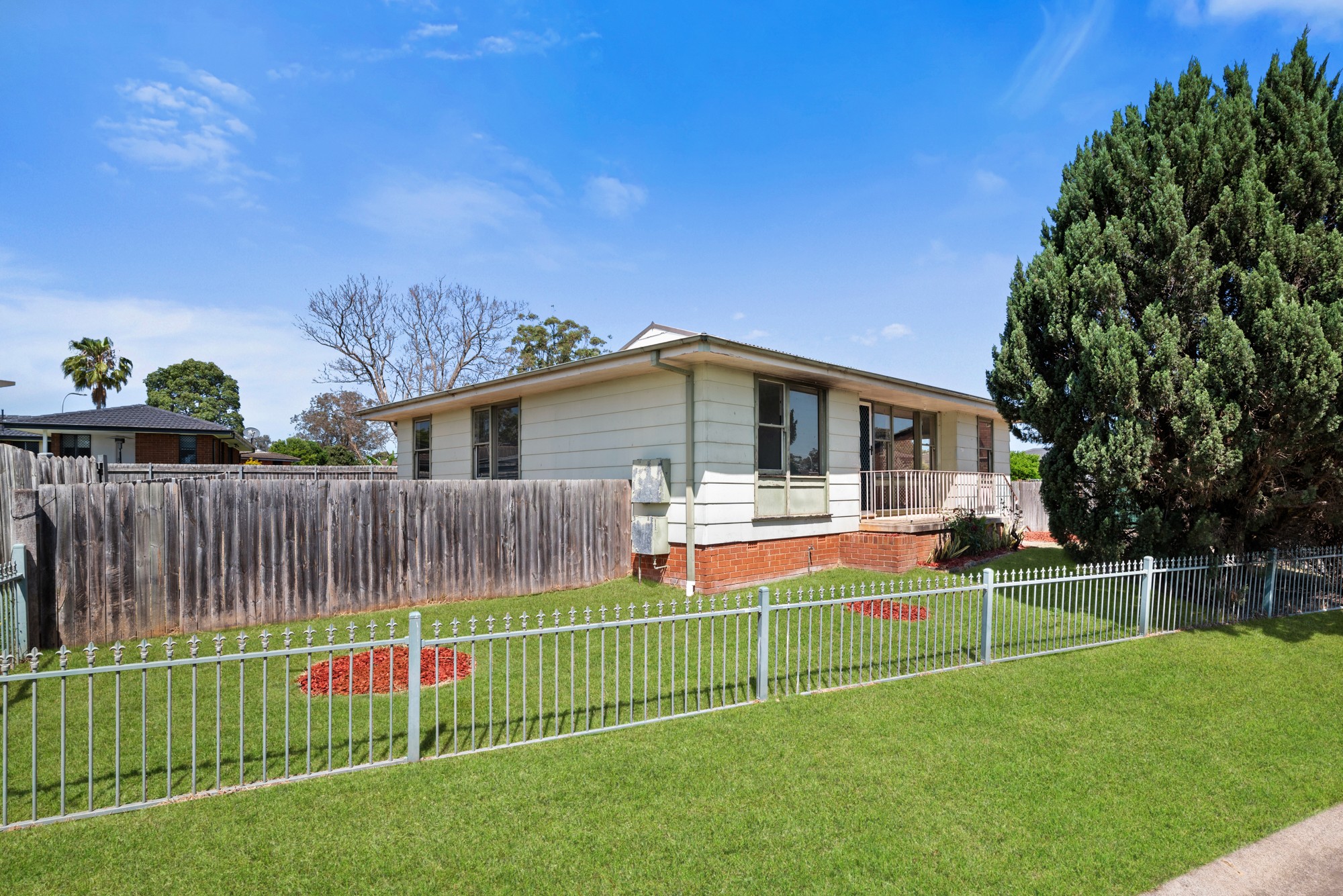 7 Yarrawin Way, Airds, NSW 2560