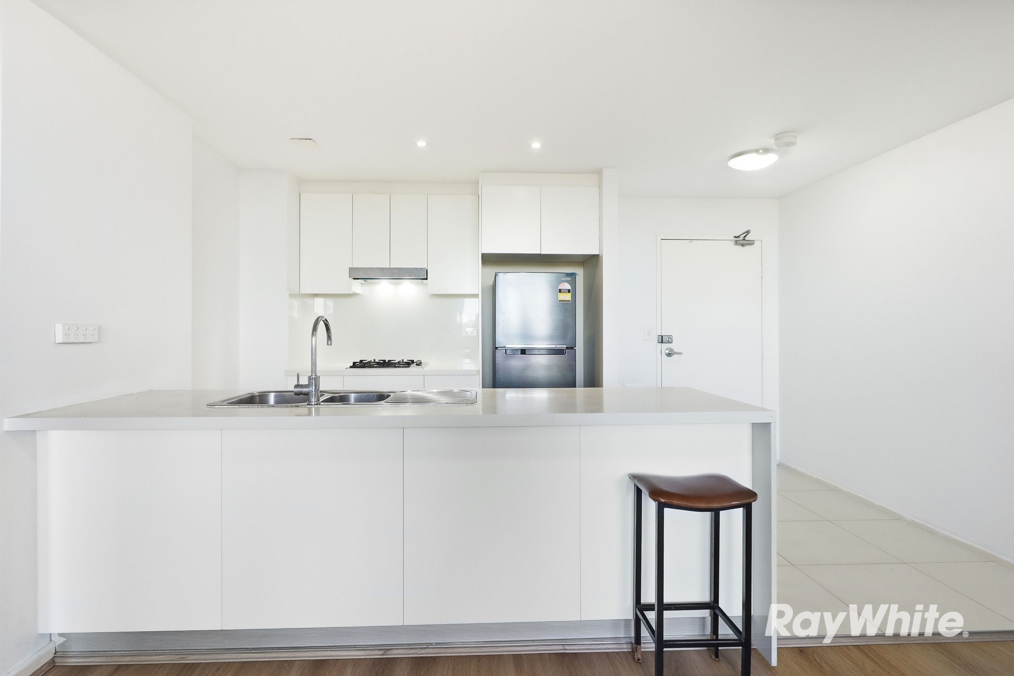 33/21 Sorrell Street — photo from Ray White Oatlands