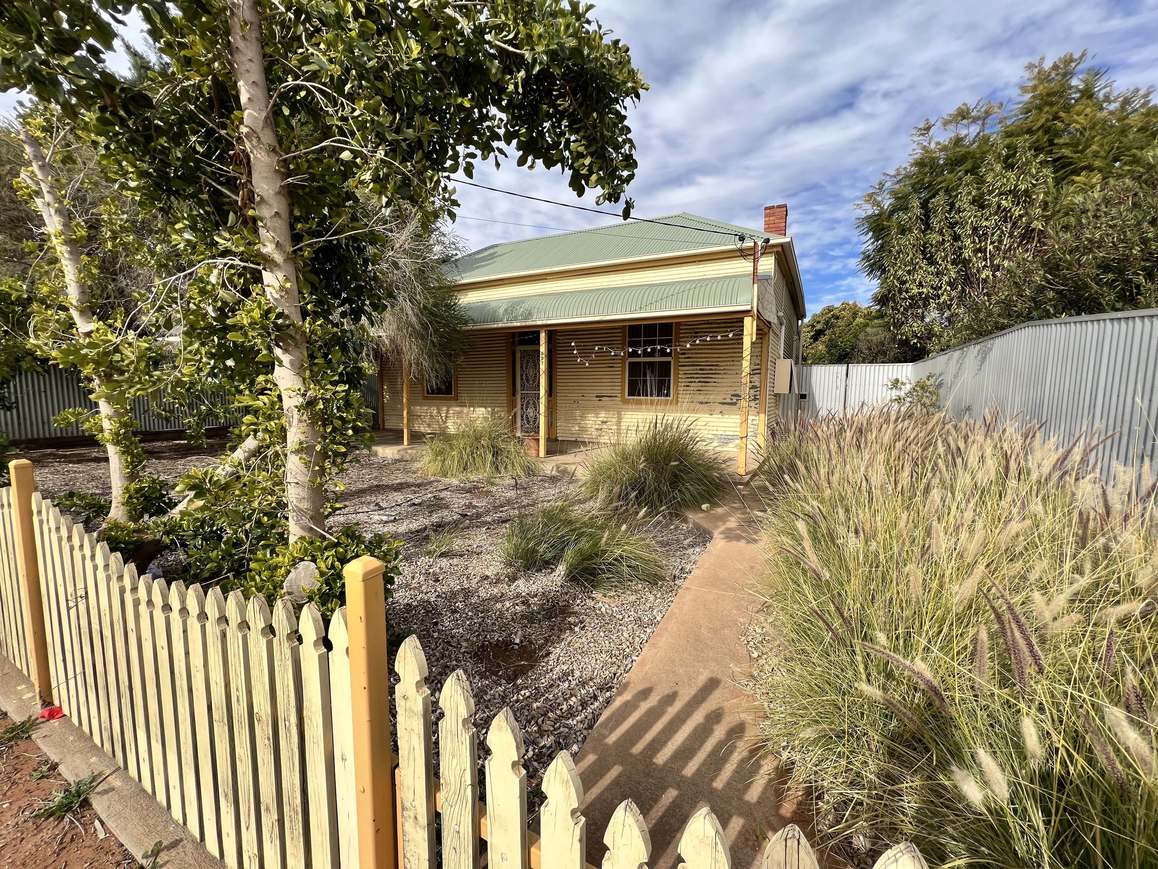 527 Mcgowen Street, Broken Hill NSW 2880