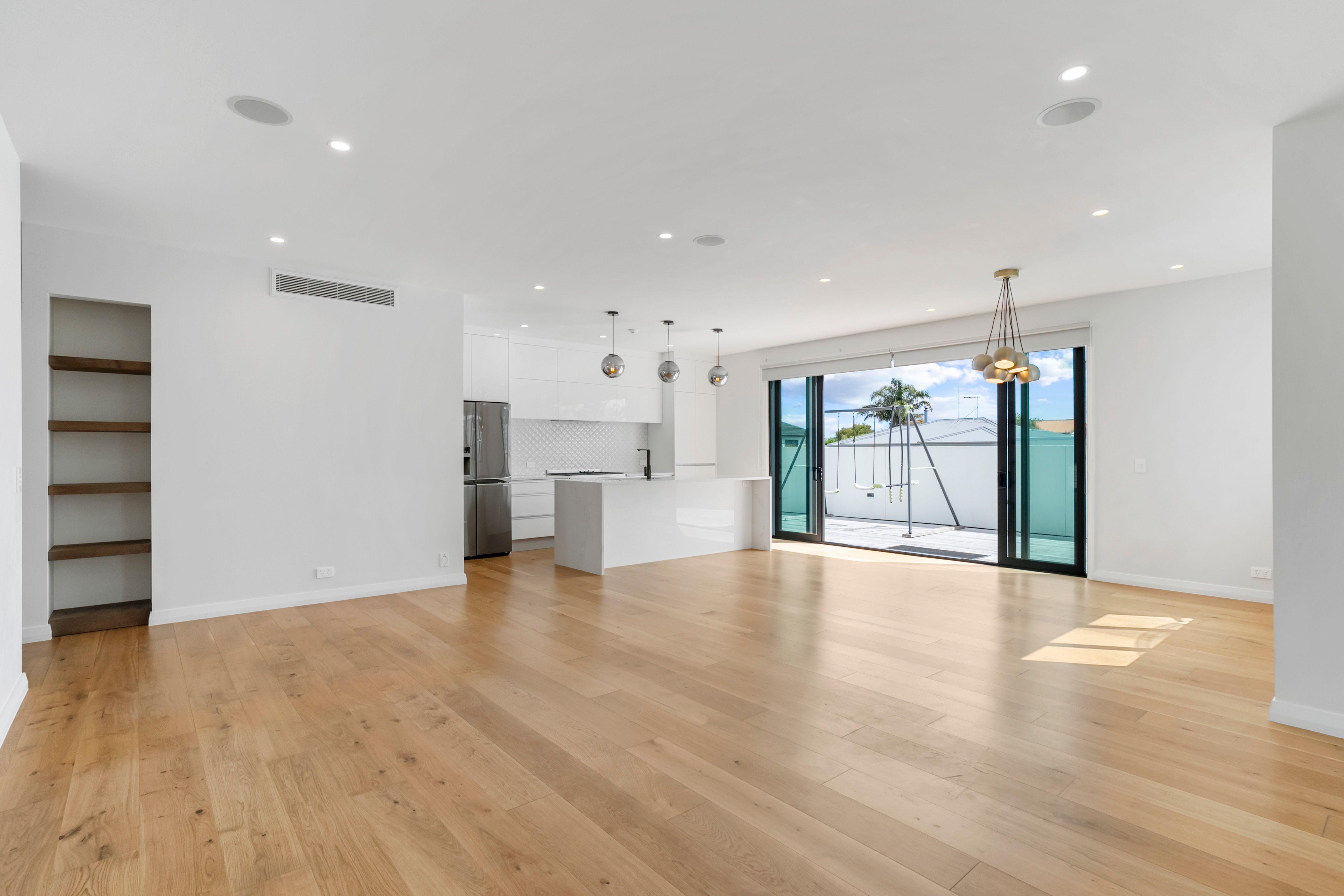 92A Flanshaw Street, Te Atatu South, Waitakere City