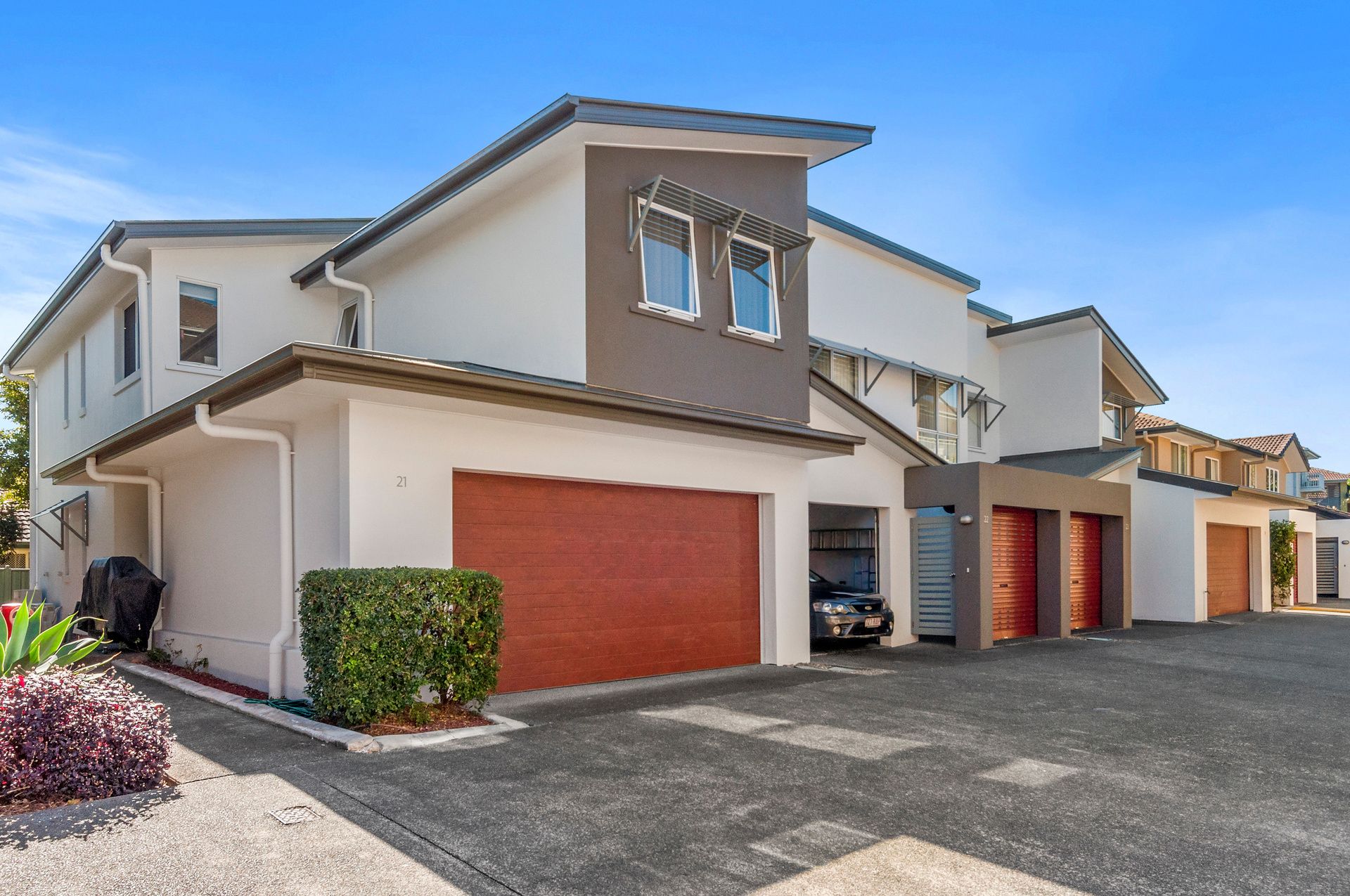 33 Clark Street, Biggera Waters QLD 4216