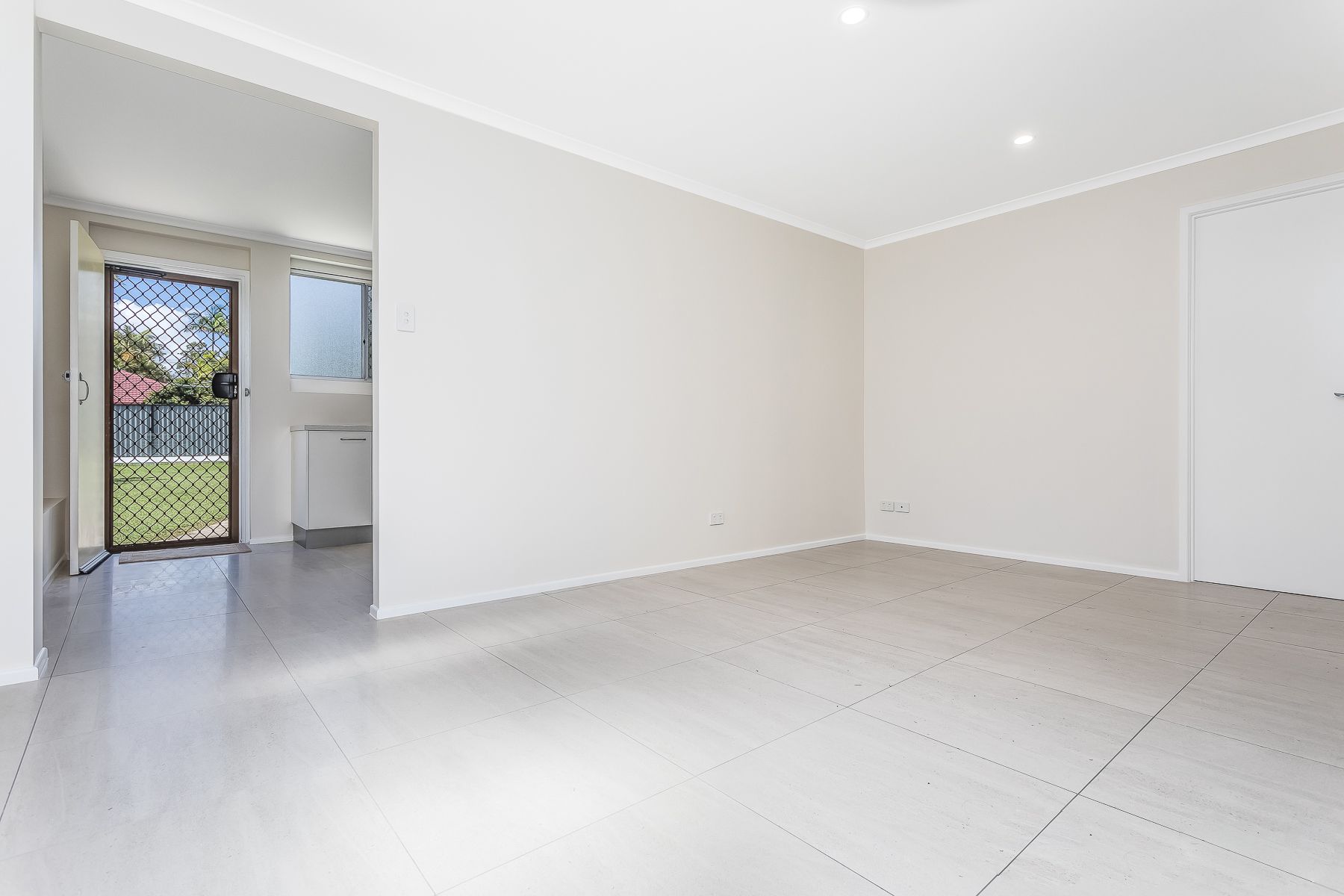 16 Armstrong Street, Clontarf, QLD 4019
