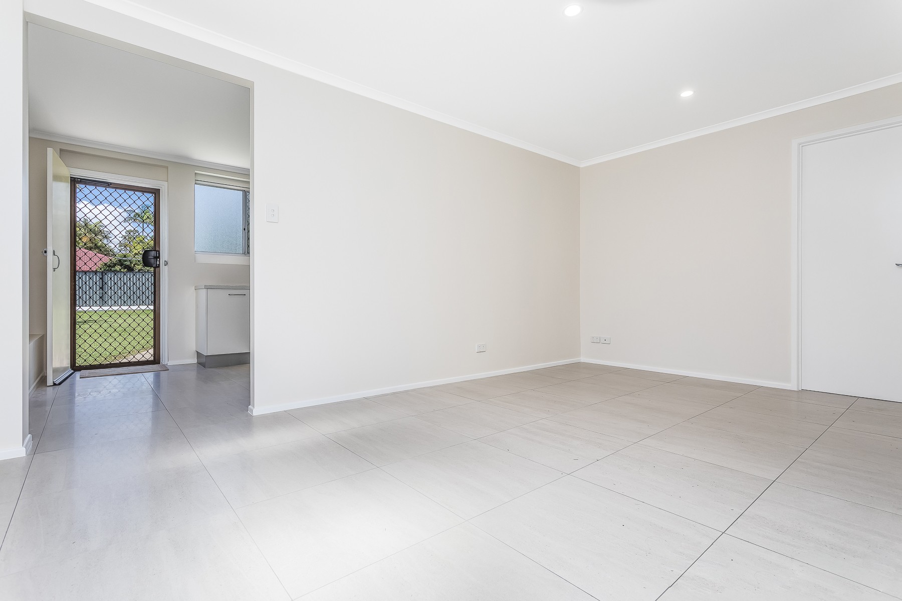 16 Armstrong Street, Clontarf, QLD 4019
