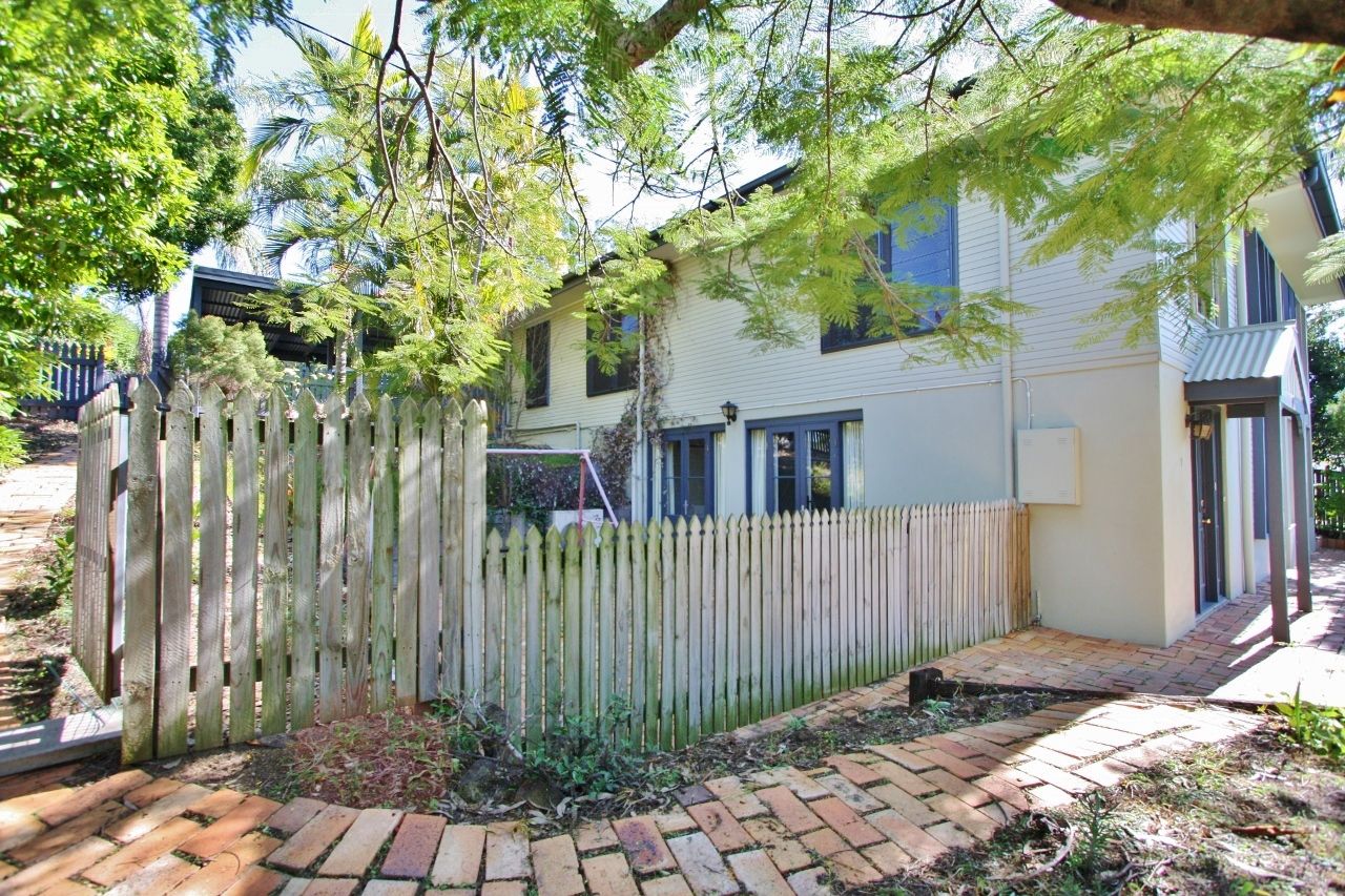 11 Pitcairn Street, Mount Gravatt, QLD 4122