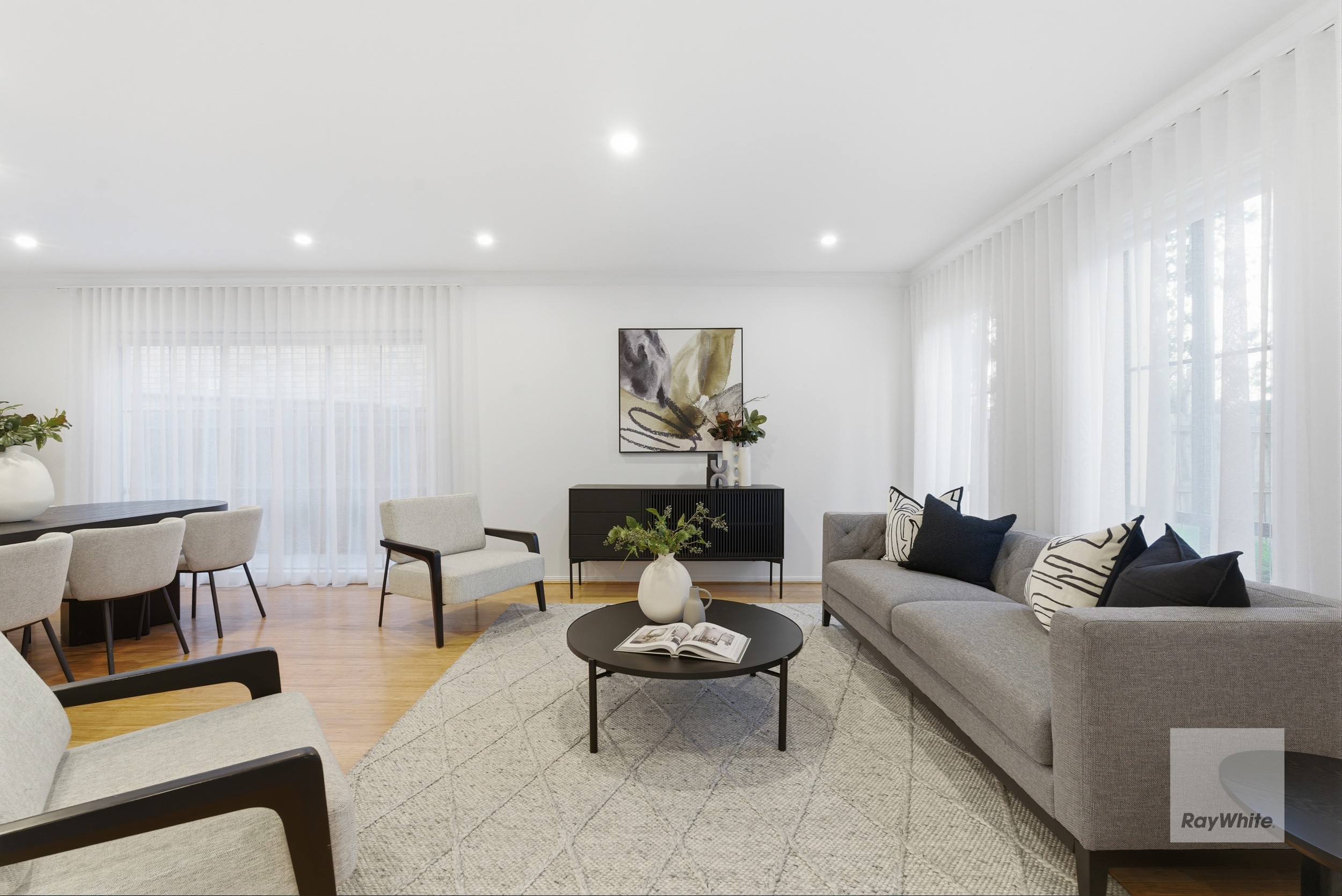 10 Pacific Place, Taylors Lakes, VIC 3038