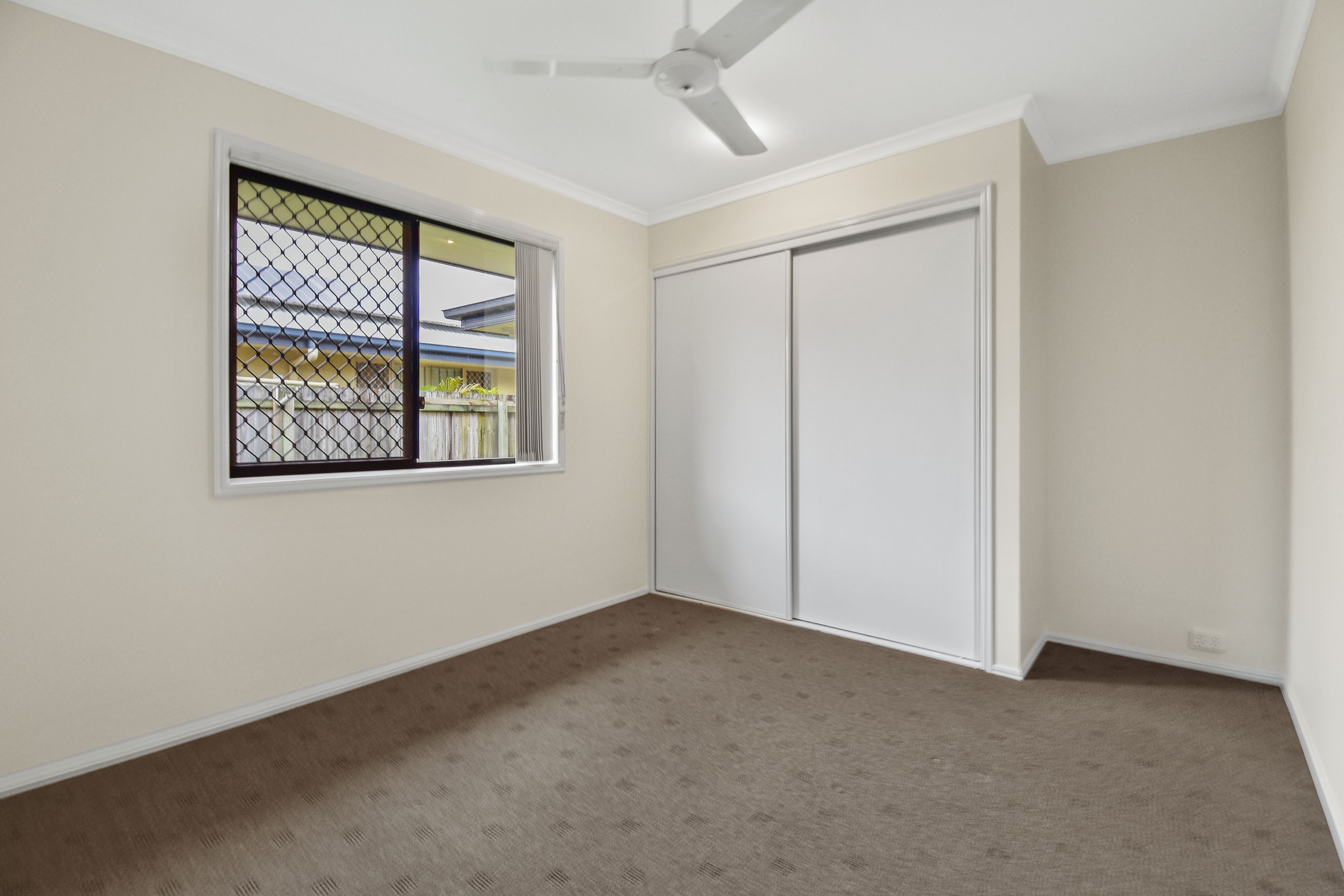 26 Springbrook Street — photo 8 of 12