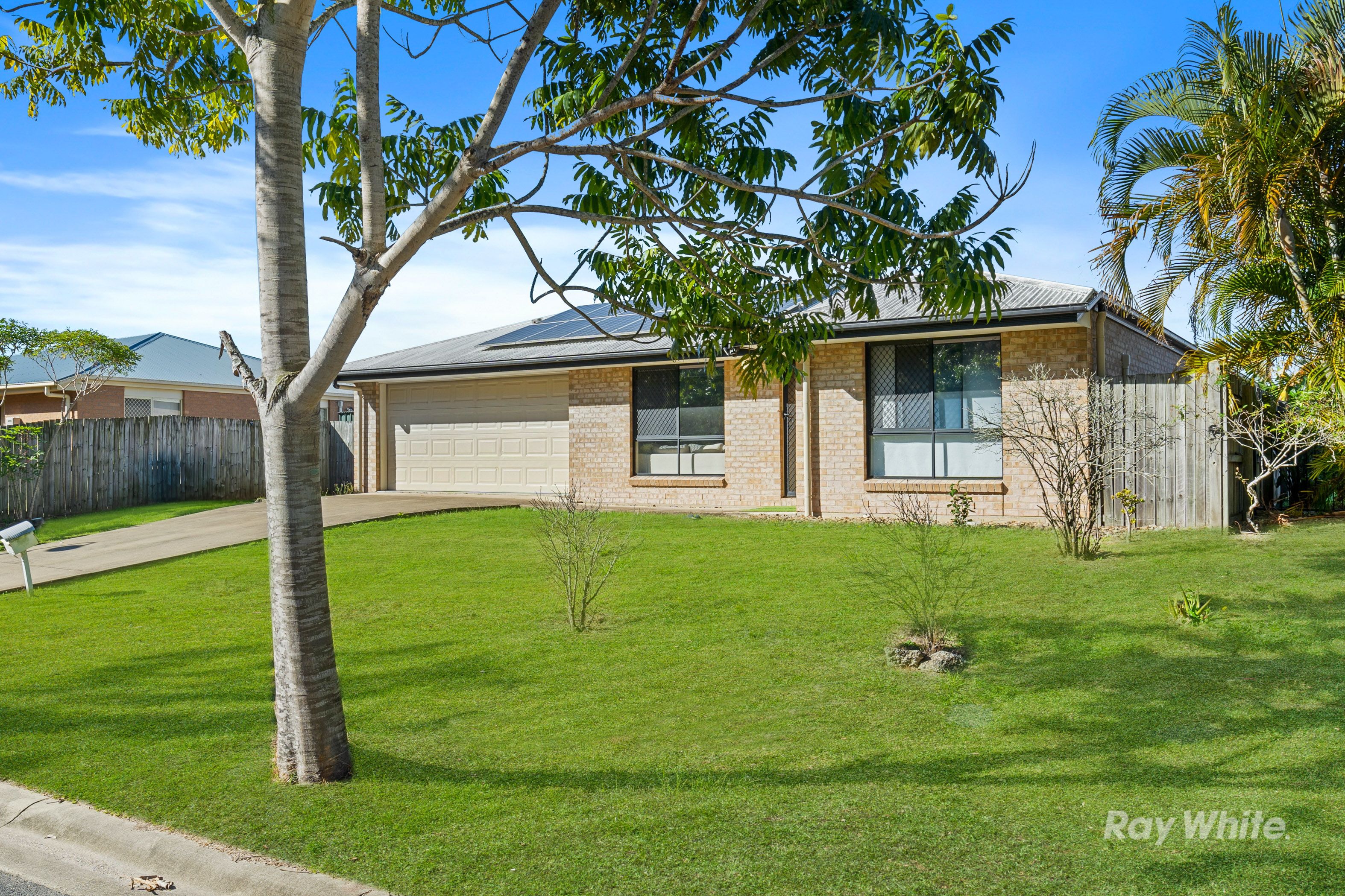 38 Pidgeon Boulevard, Crestmead, QLD 4132