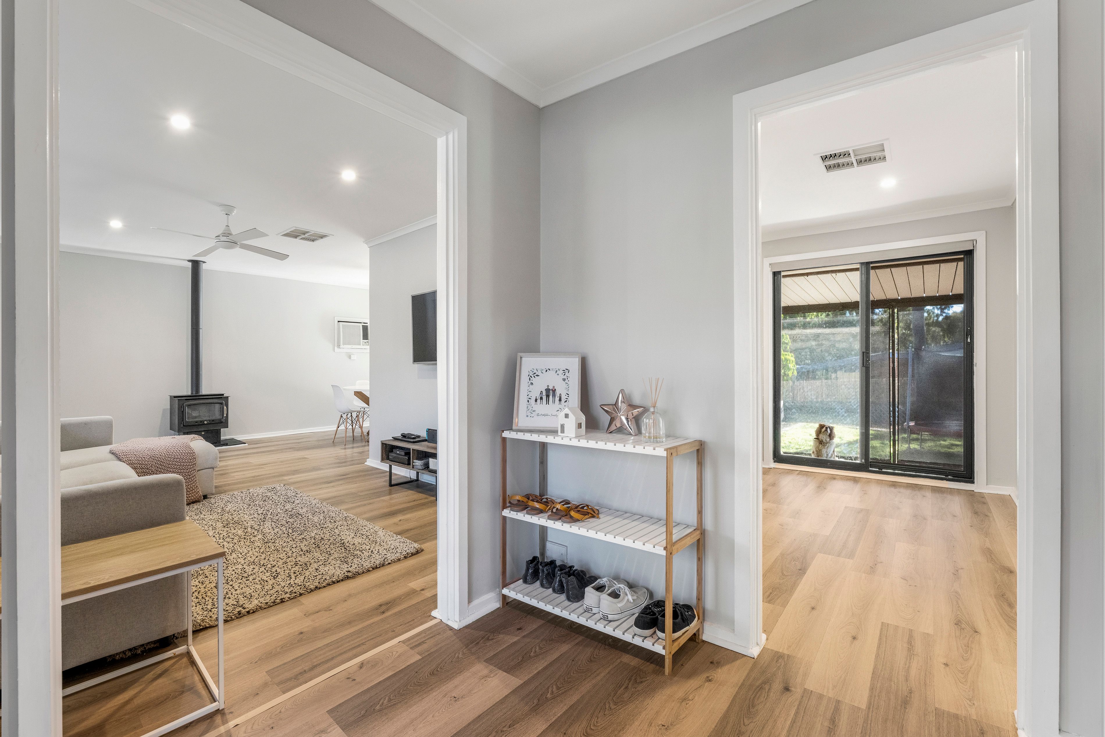 24 Iona Road, Aberfoyle Park, SA 5159