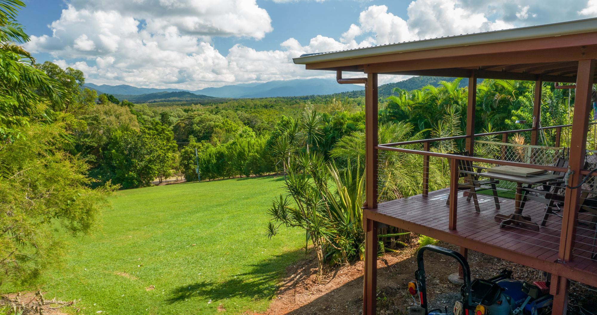 15 North Hull Road, Carmoo, QLD 4852