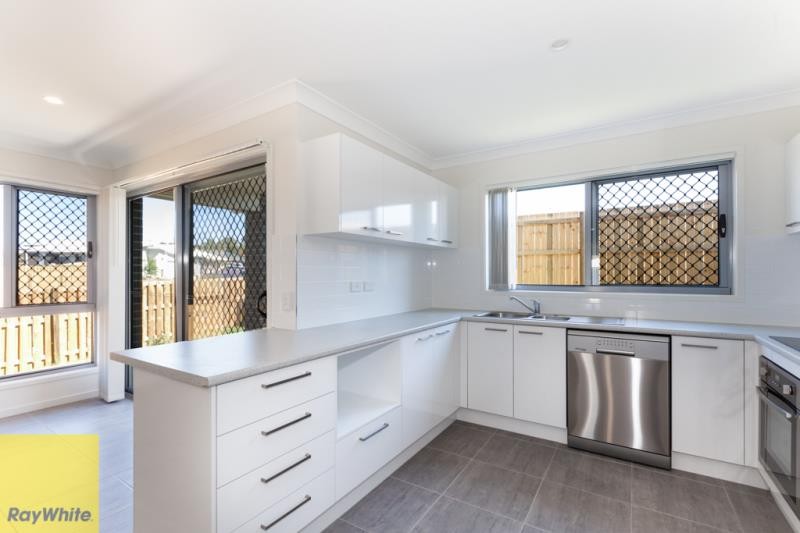 1/35 Kevin Mulroney Drive, Flinders View, QLD 4305