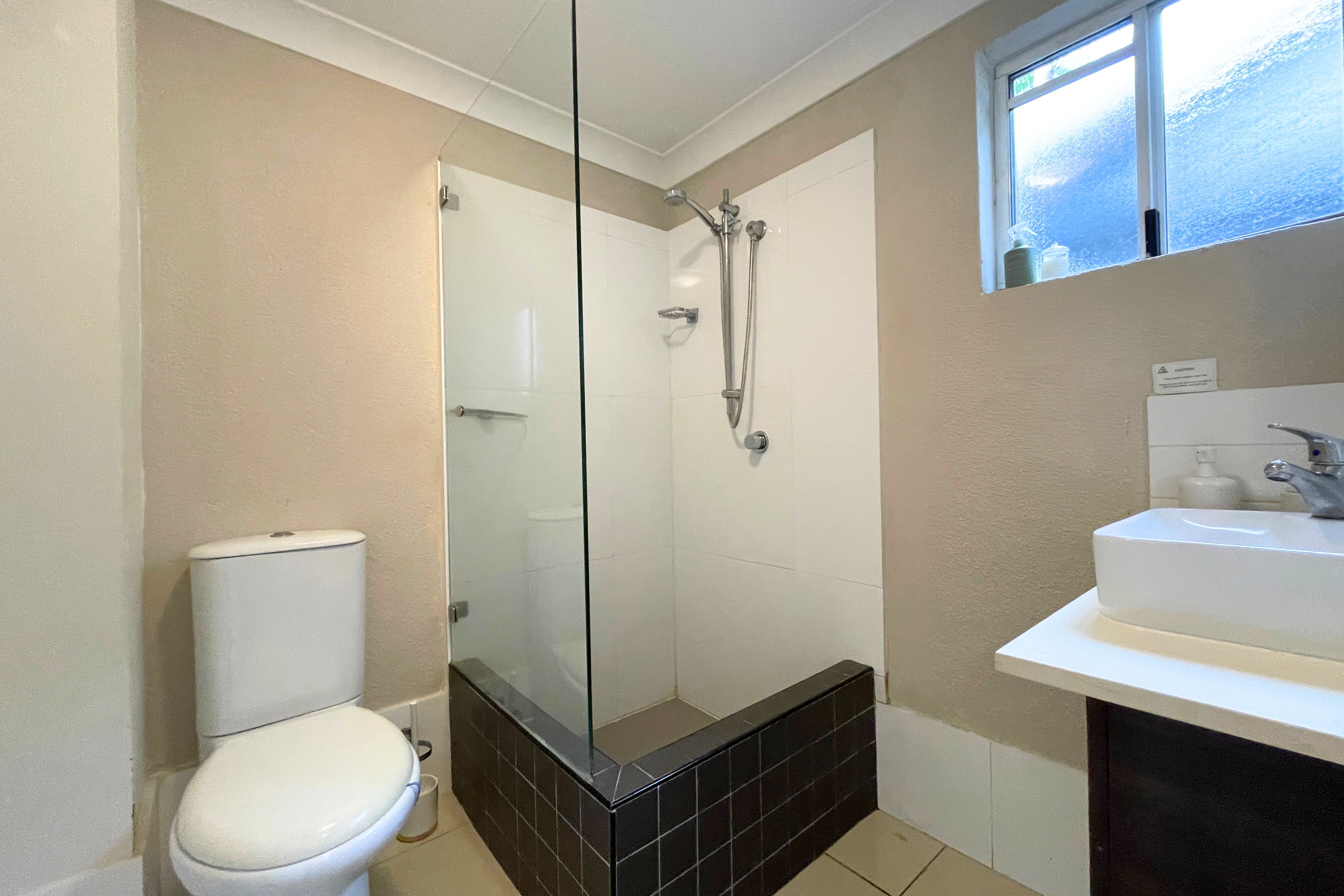 2/121-137 Port Douglas Road — photo 10 of 10