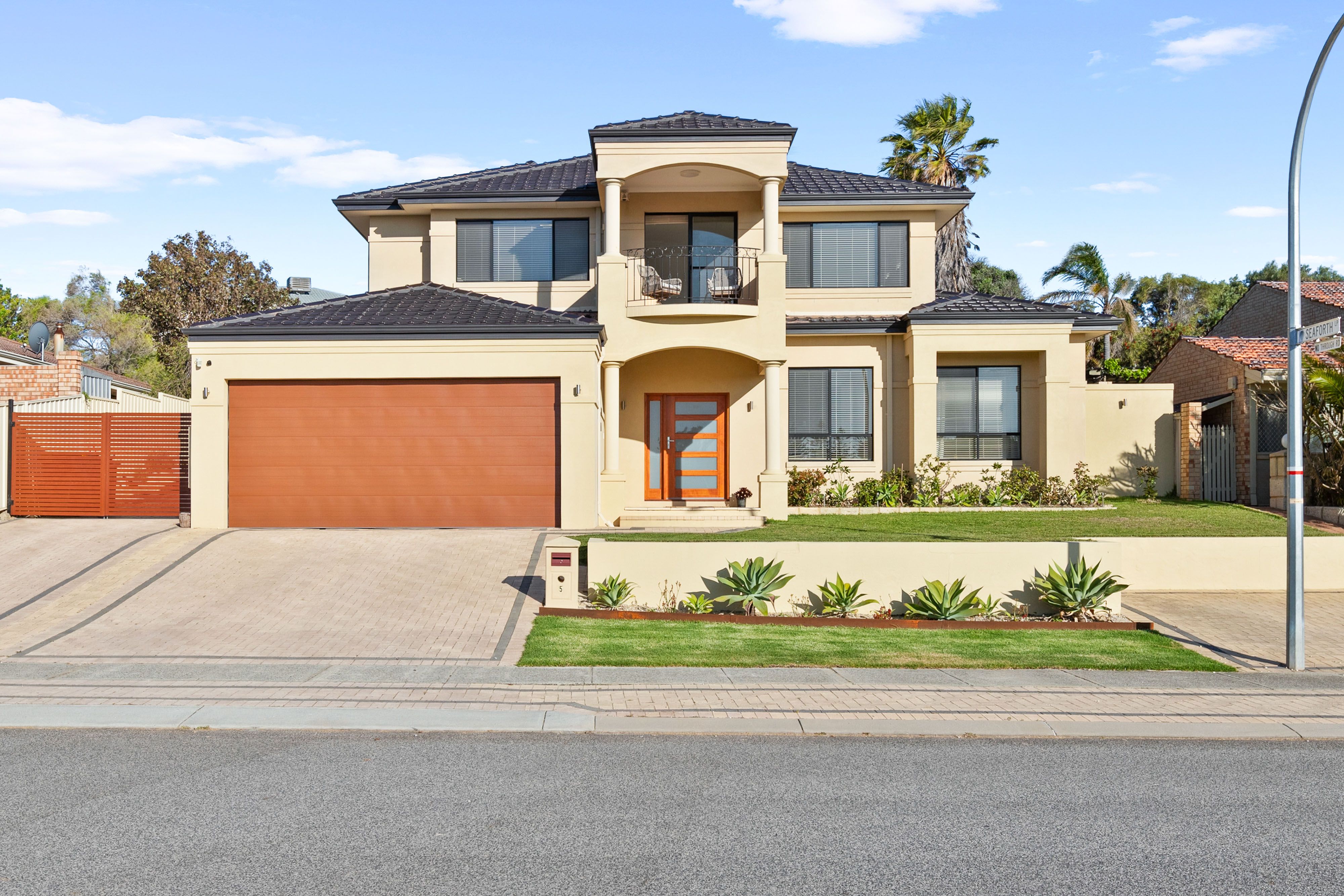 5 Montague Way — photo from Ray White North Quays