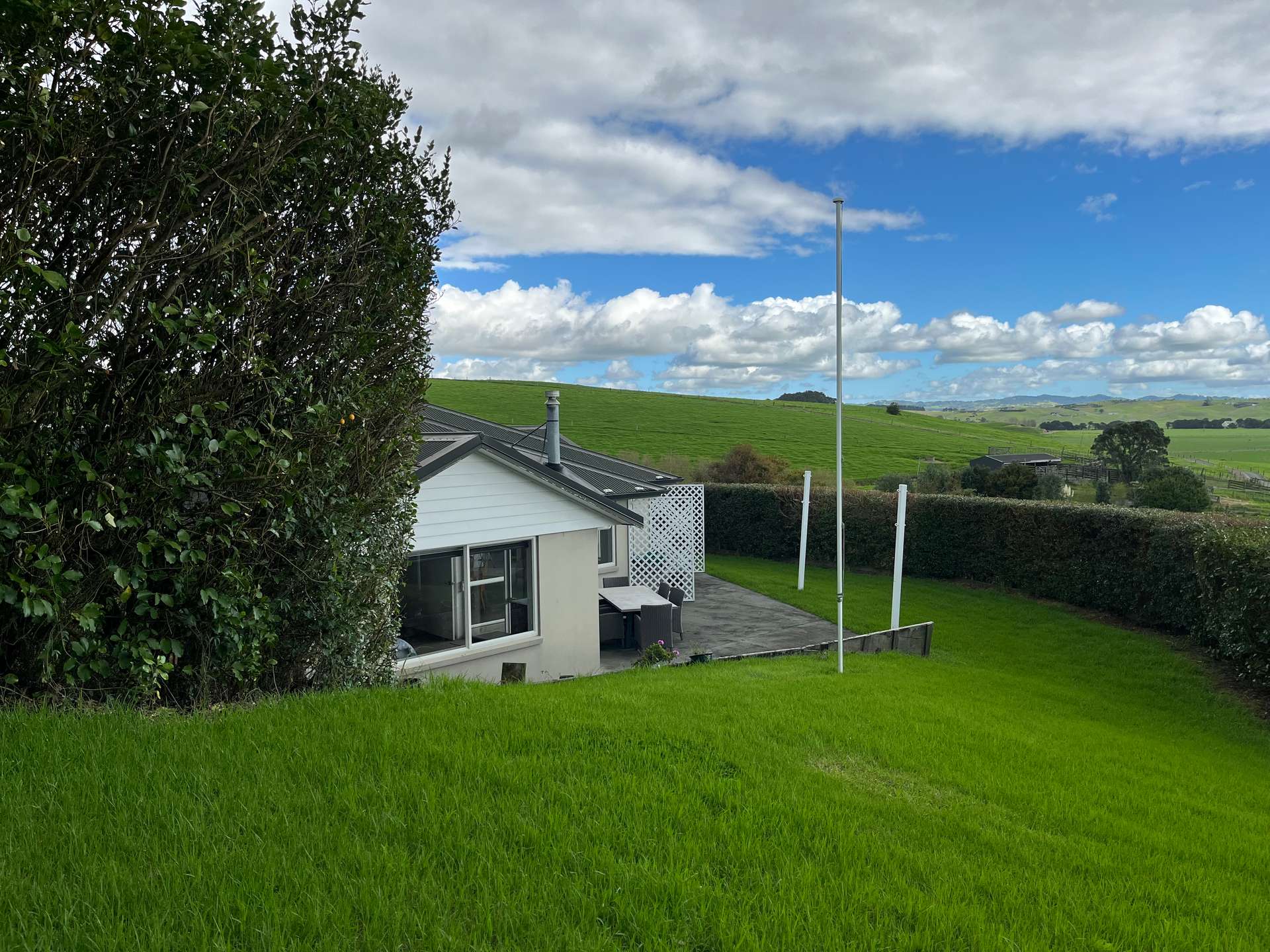 15 Seascape Crescent photo 3