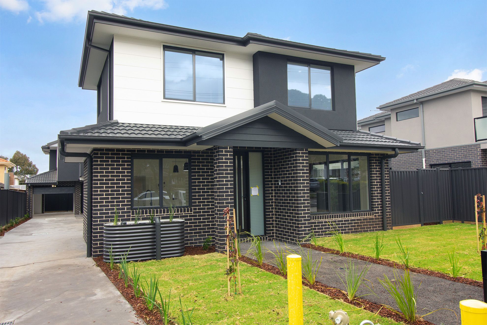1/15 View Street — photo from Ray White Glenroy