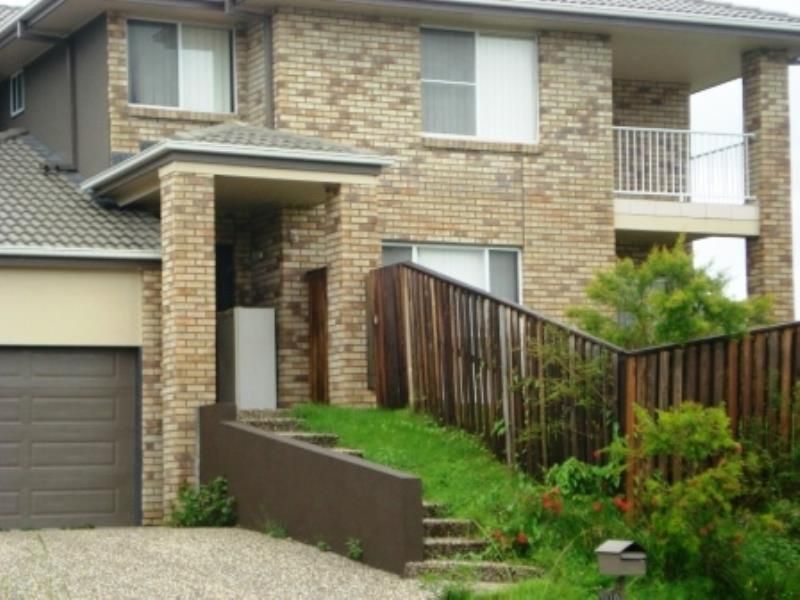 2/10 Gannon Way, Upper Coomera, QLD 4209