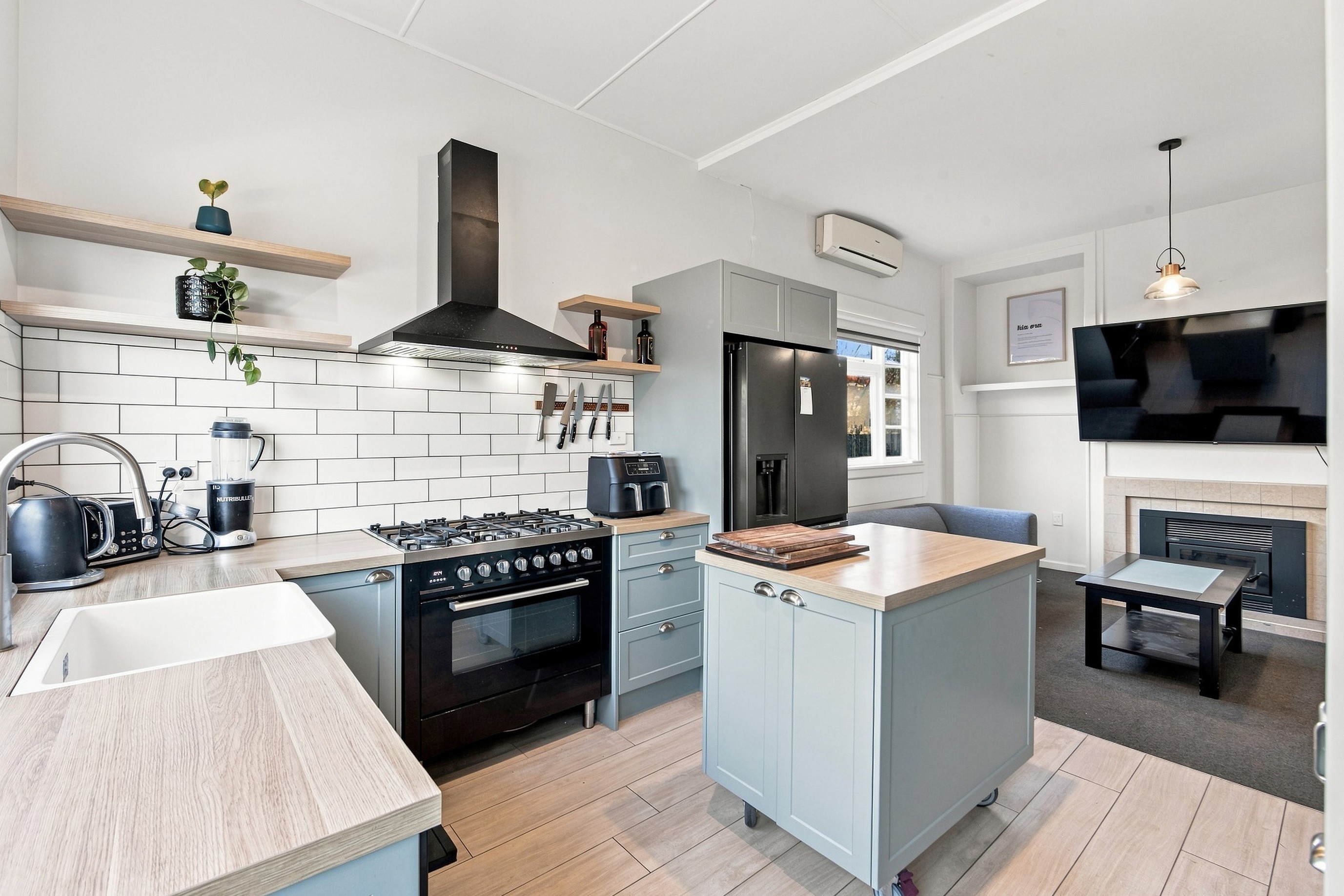 152 Lincoln Road, Addington, Christchurch City
