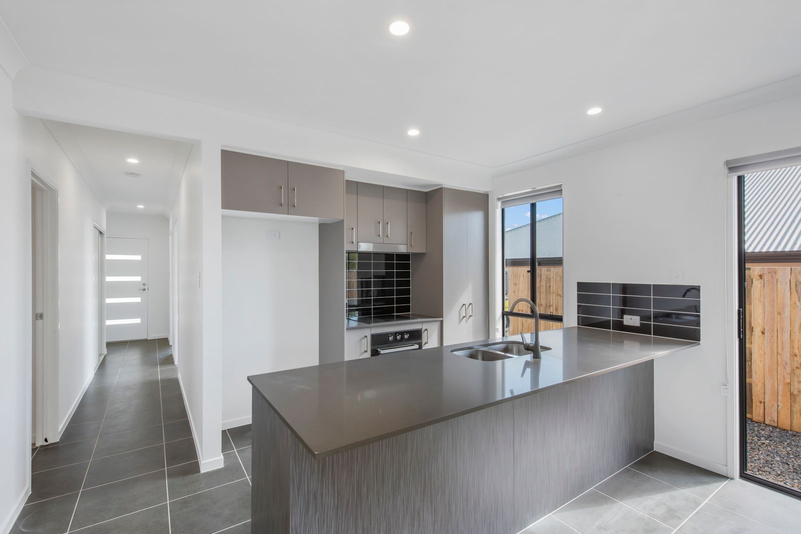 16 Ryan Road, Redbank Plains, QLD 4301