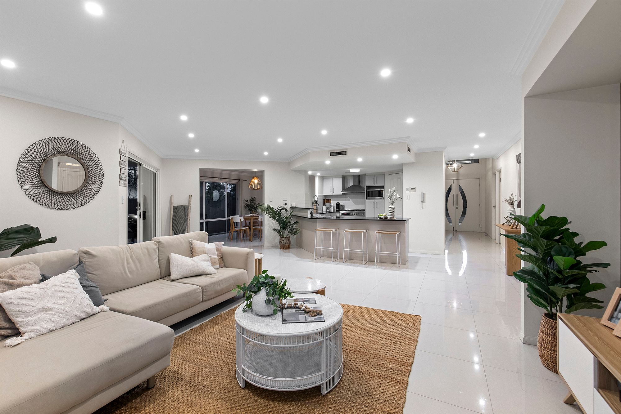12 Ballesteros Street — photo 7 of 30