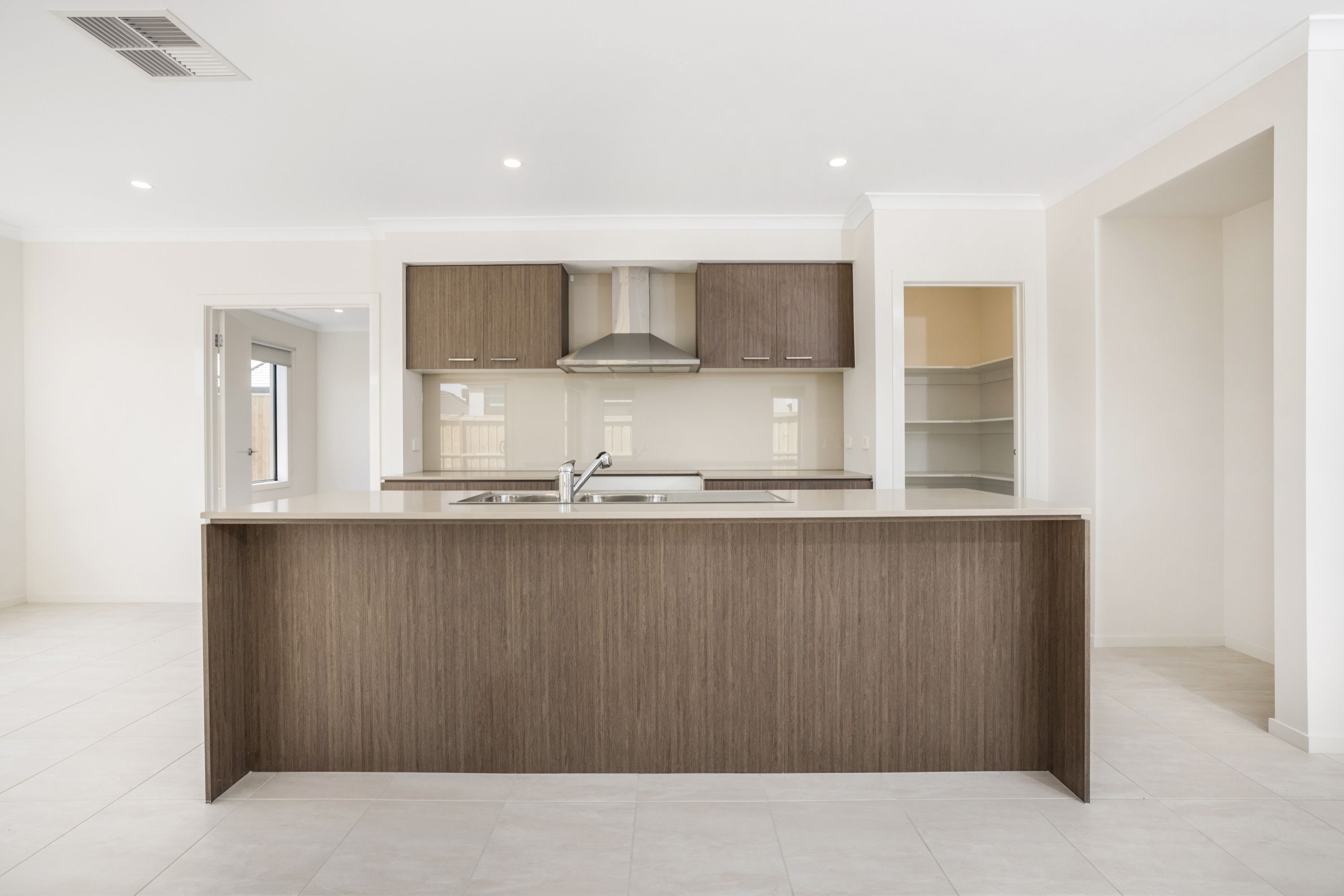 9 Goodwill Road, Clyde North, VIC 3978