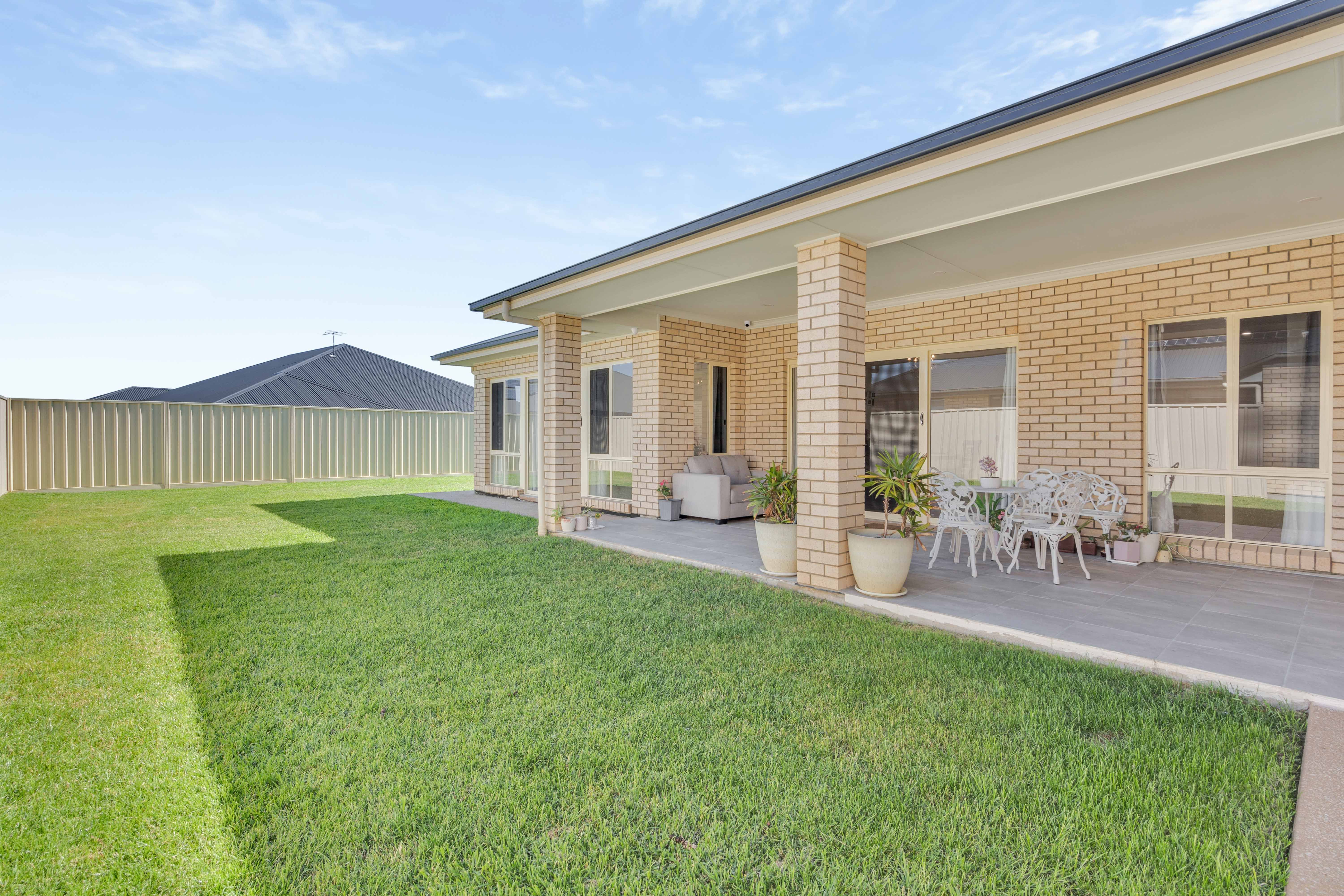 2 Hann Street — photo 17 of 19