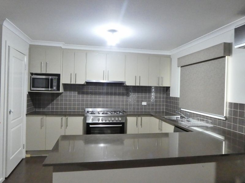 41 Statesman Circuit, Cranbourne East, VIC 3977