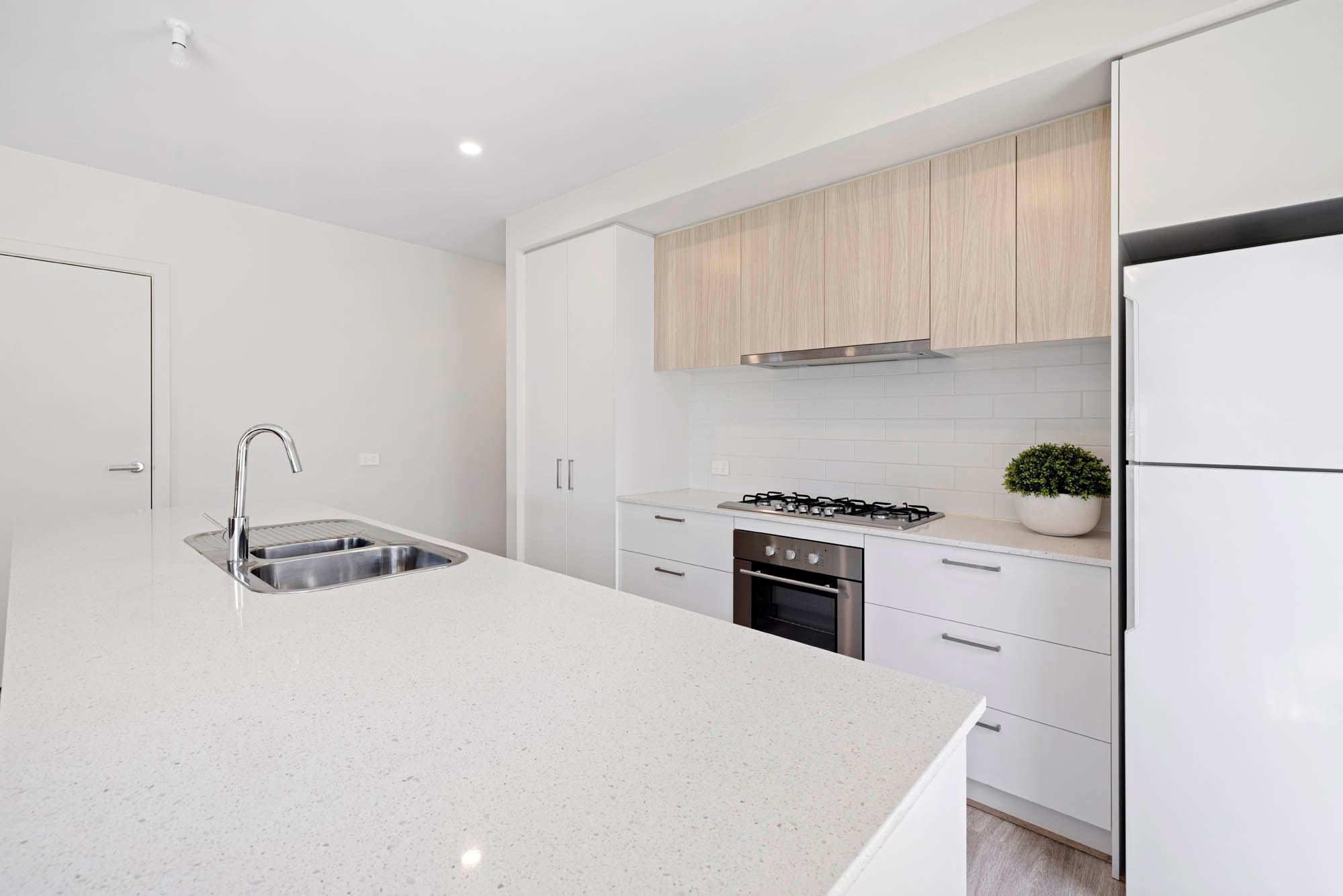 38 Oakwood Court, Rosebud, VIC 3939