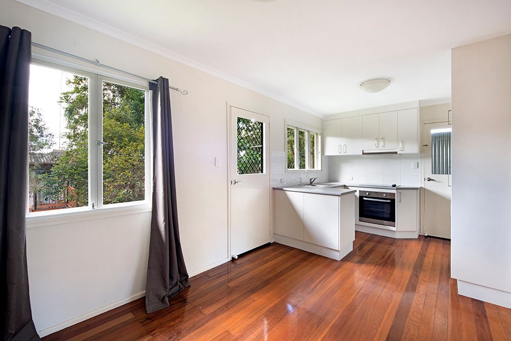 83 Hawkwood Street, Mount Gravatt East, QLD 4122