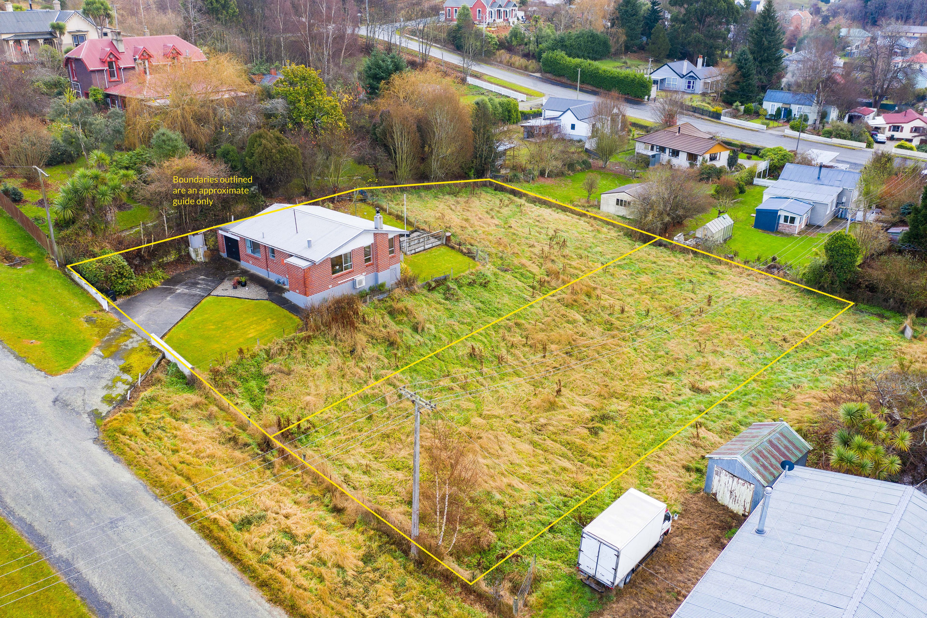 7 & 7A Iona Street, Lawrence, Clutha District