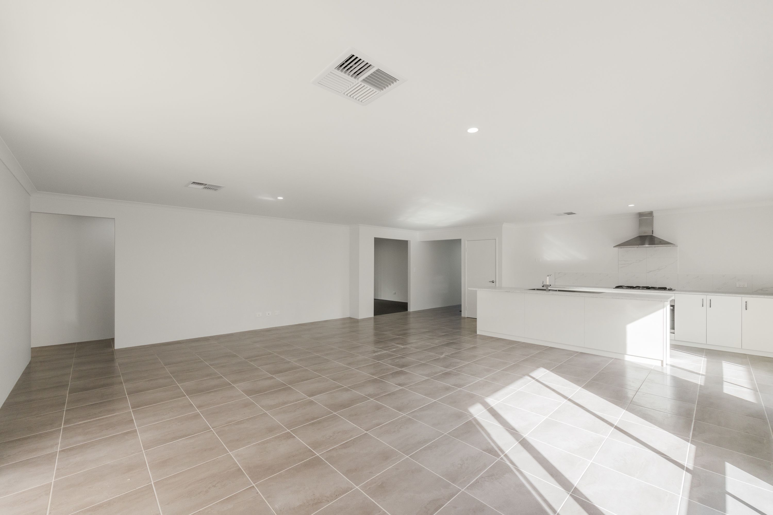 10 Cornelian Ave, — photo 7 of 12