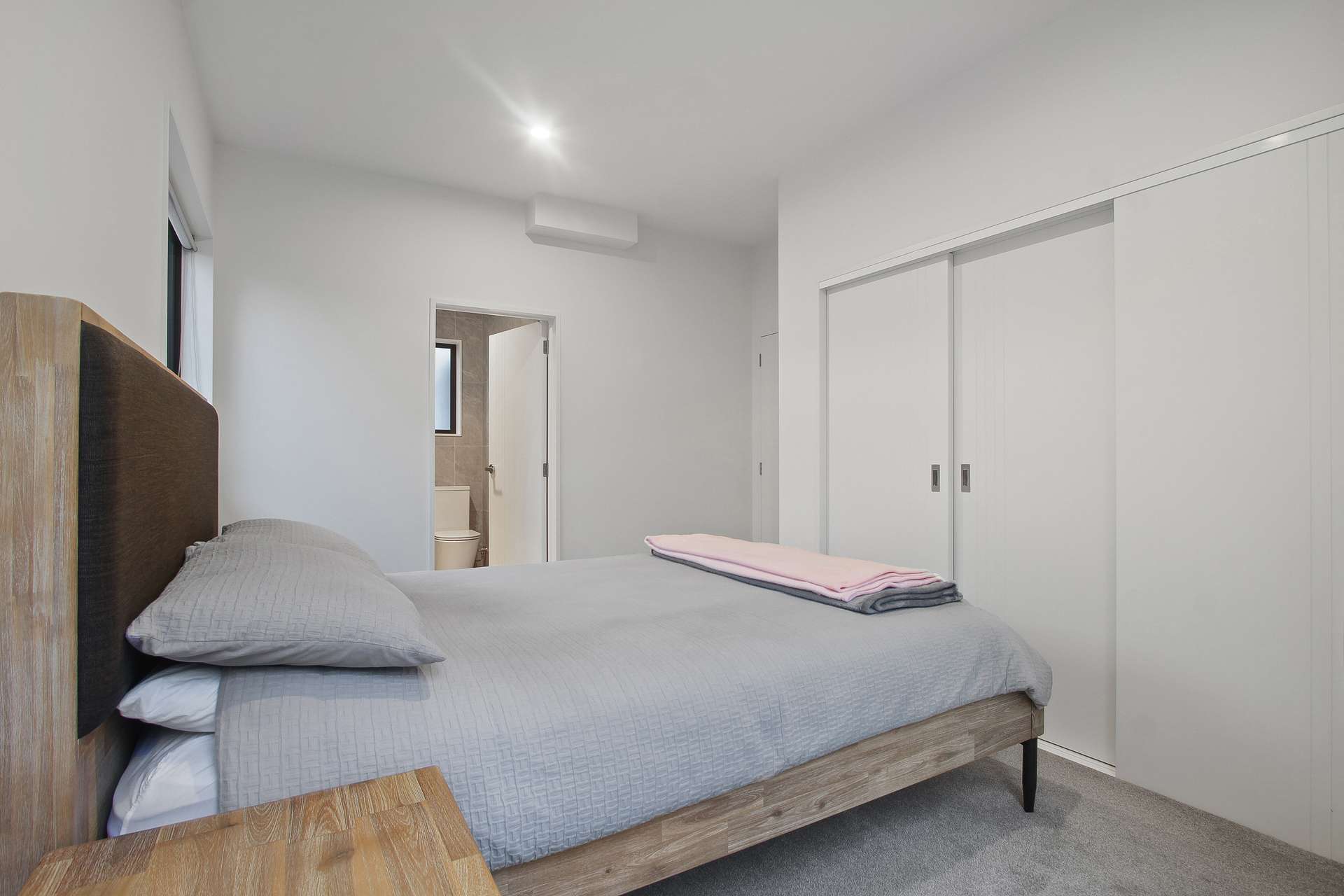 118D Mount Smart Road photo 19