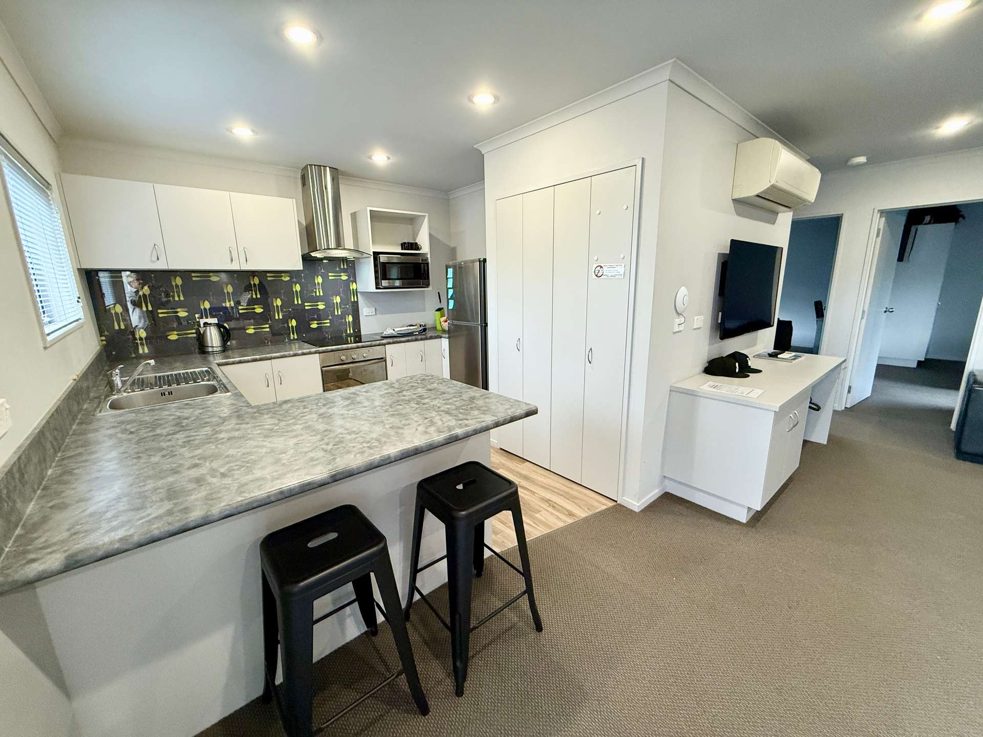315 Tay Street photo 25