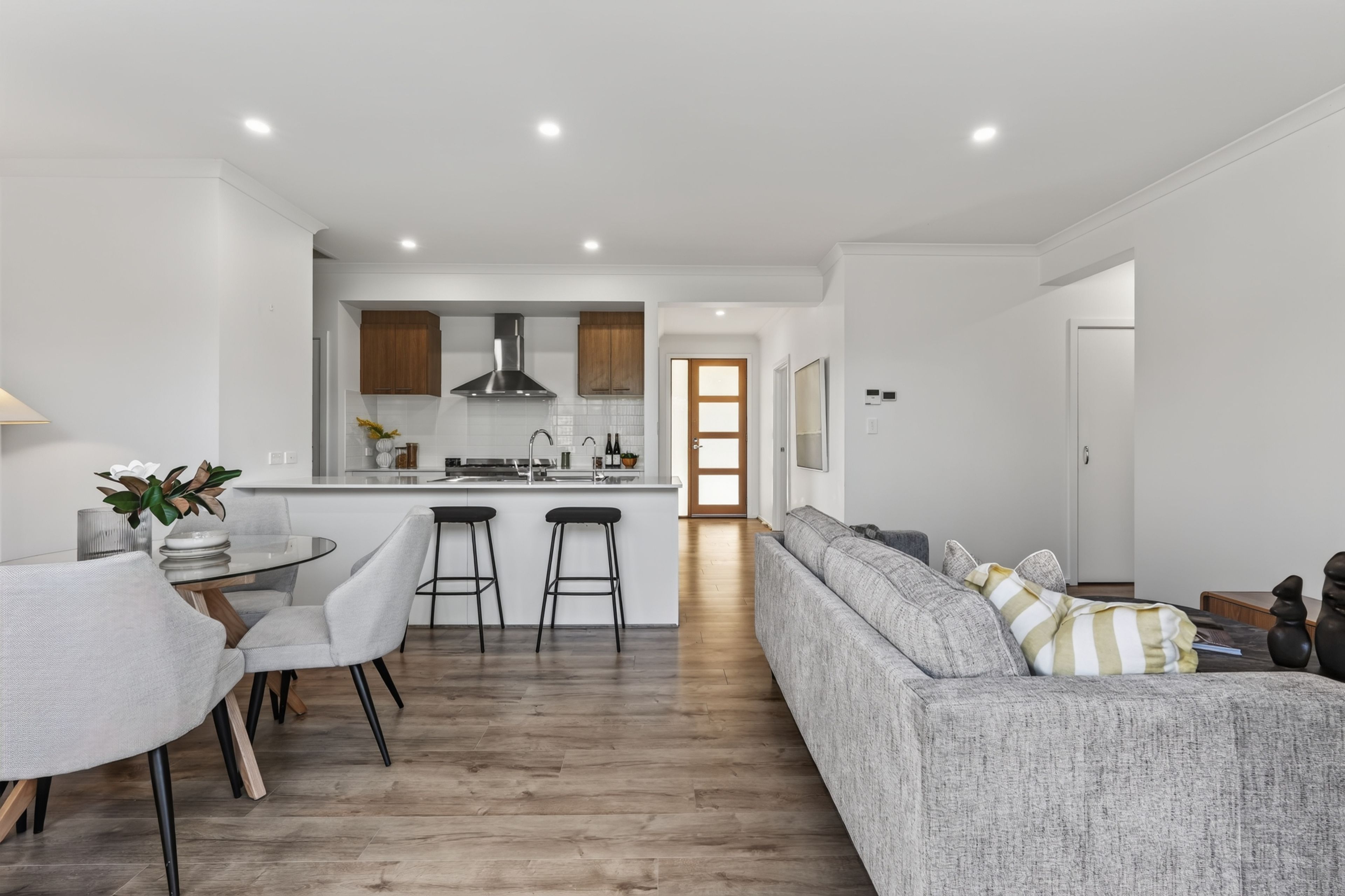 4 Westralia Avenue — photo 4 of 26