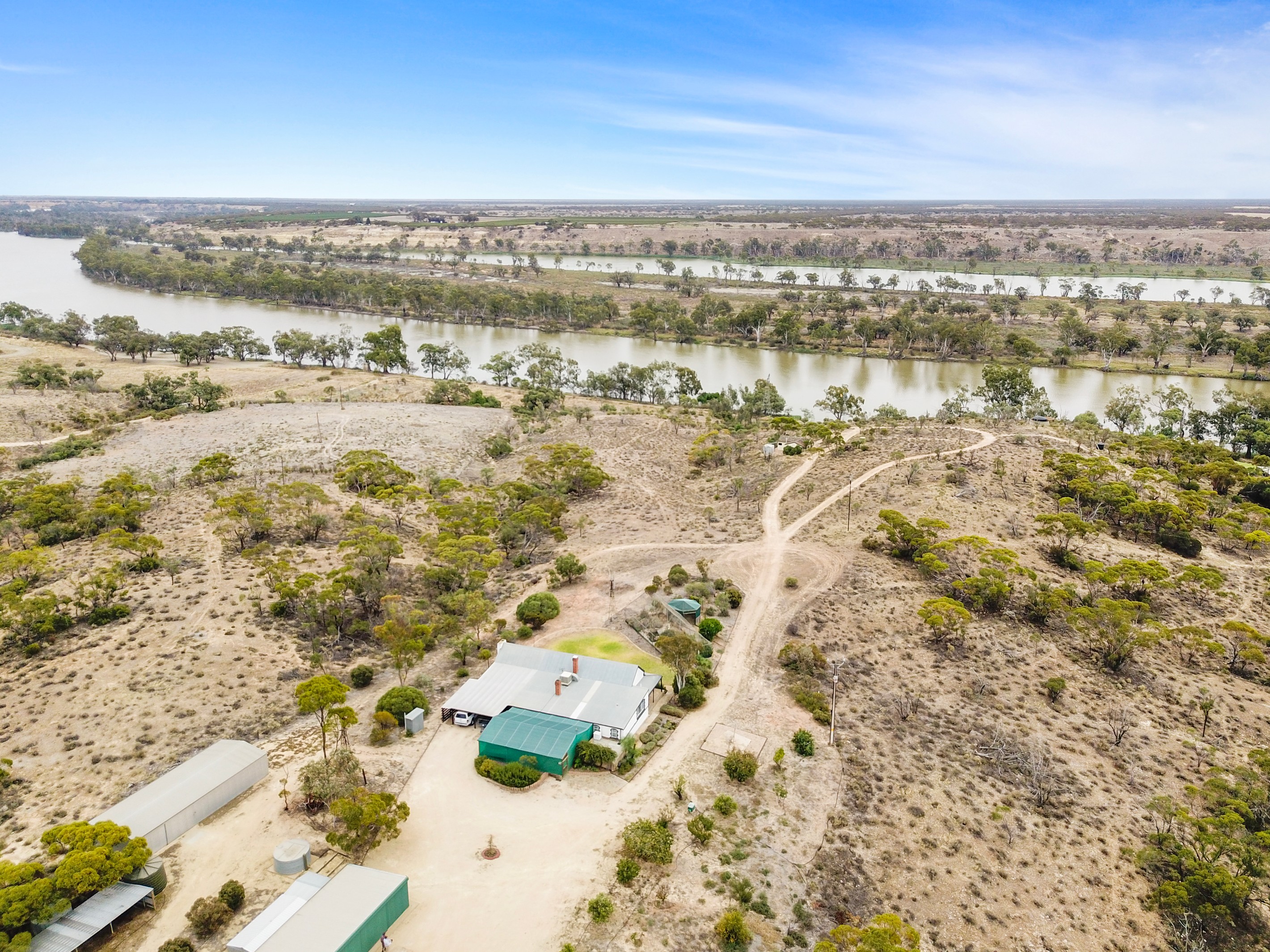 13583 Sturt Highway, Lowbank, SA 5330