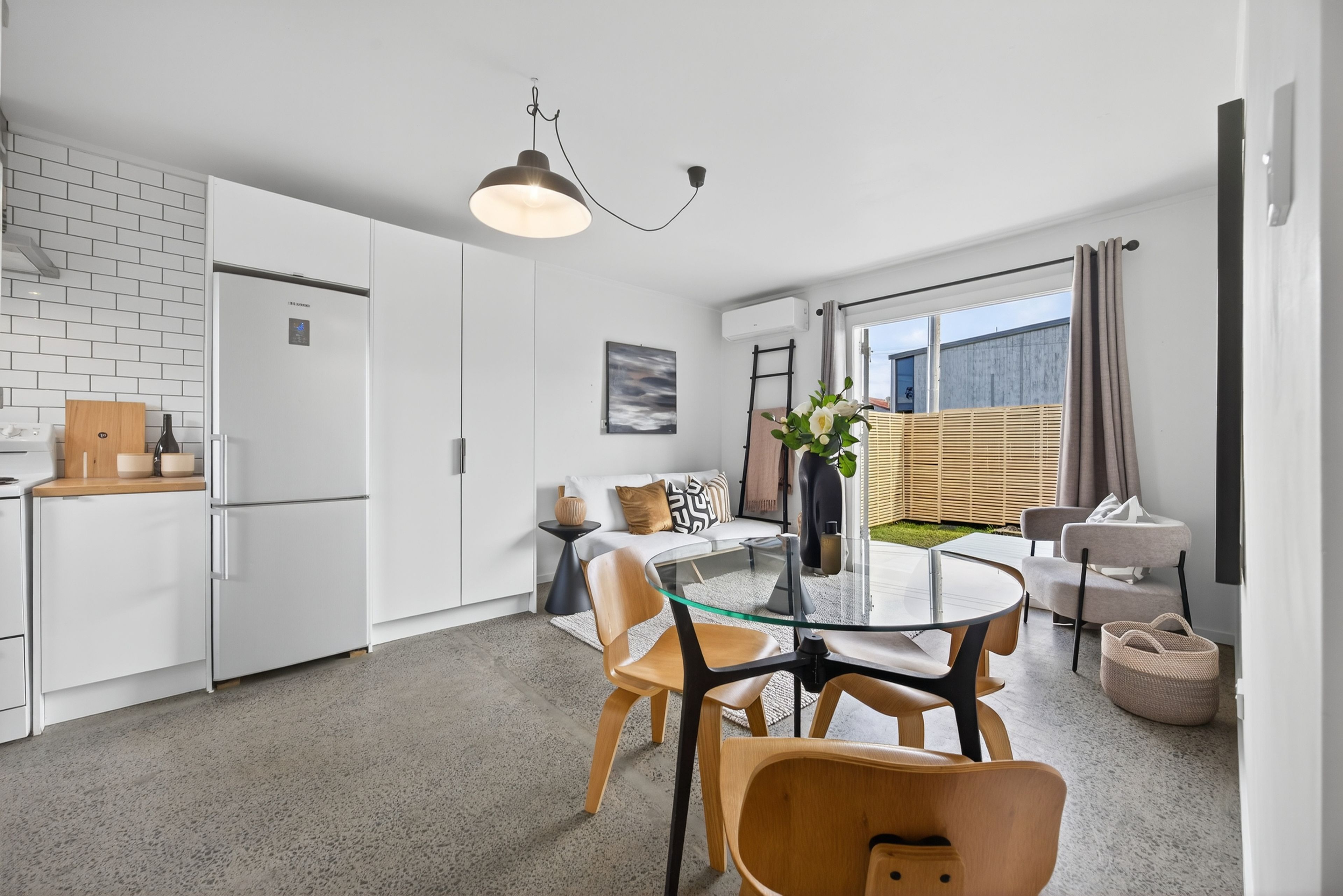 2/783 Te Atatu Road, Te Atatu Peninsula, Waitakere City