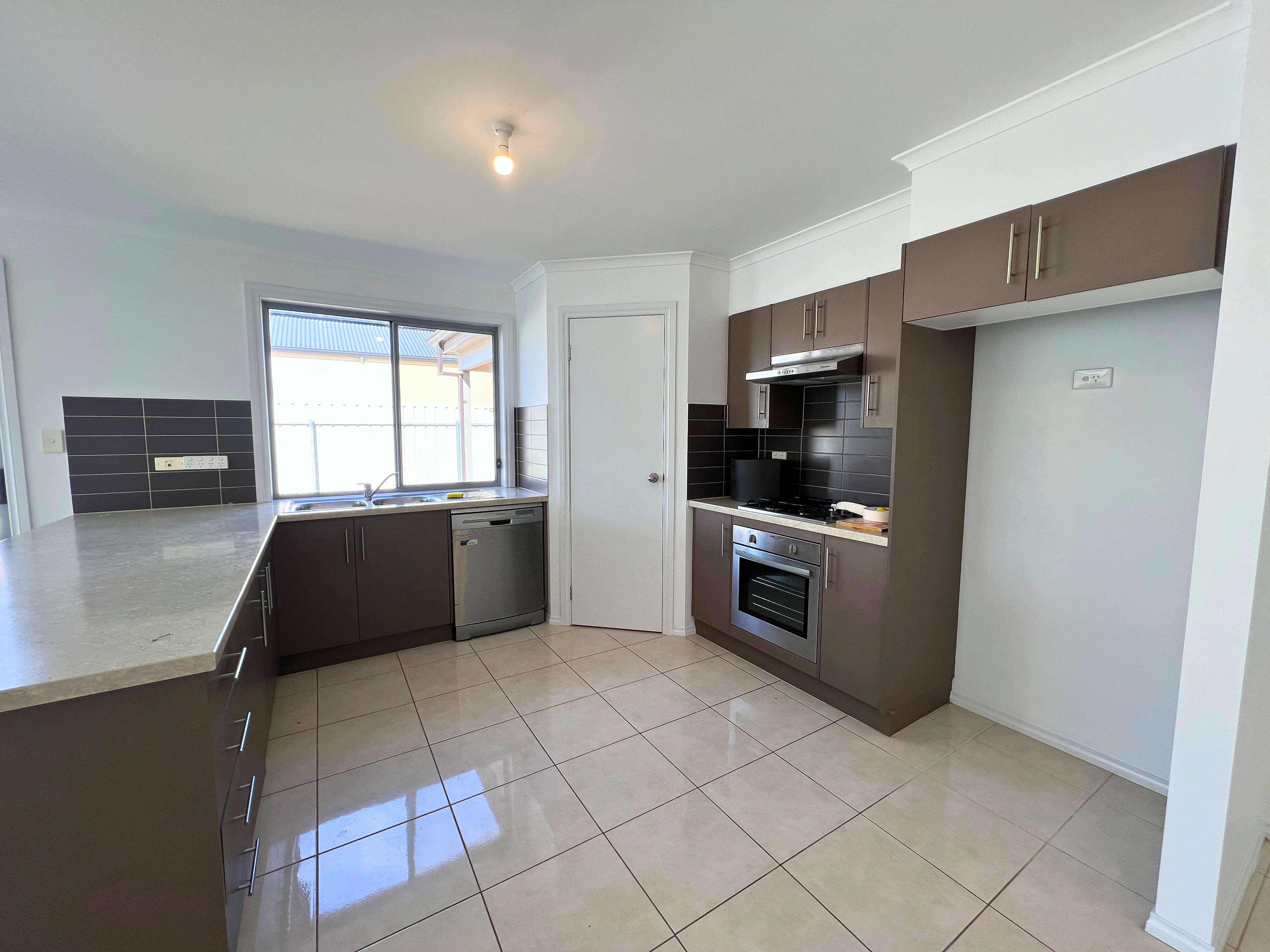 40 Gill Street — photo 5 of 18