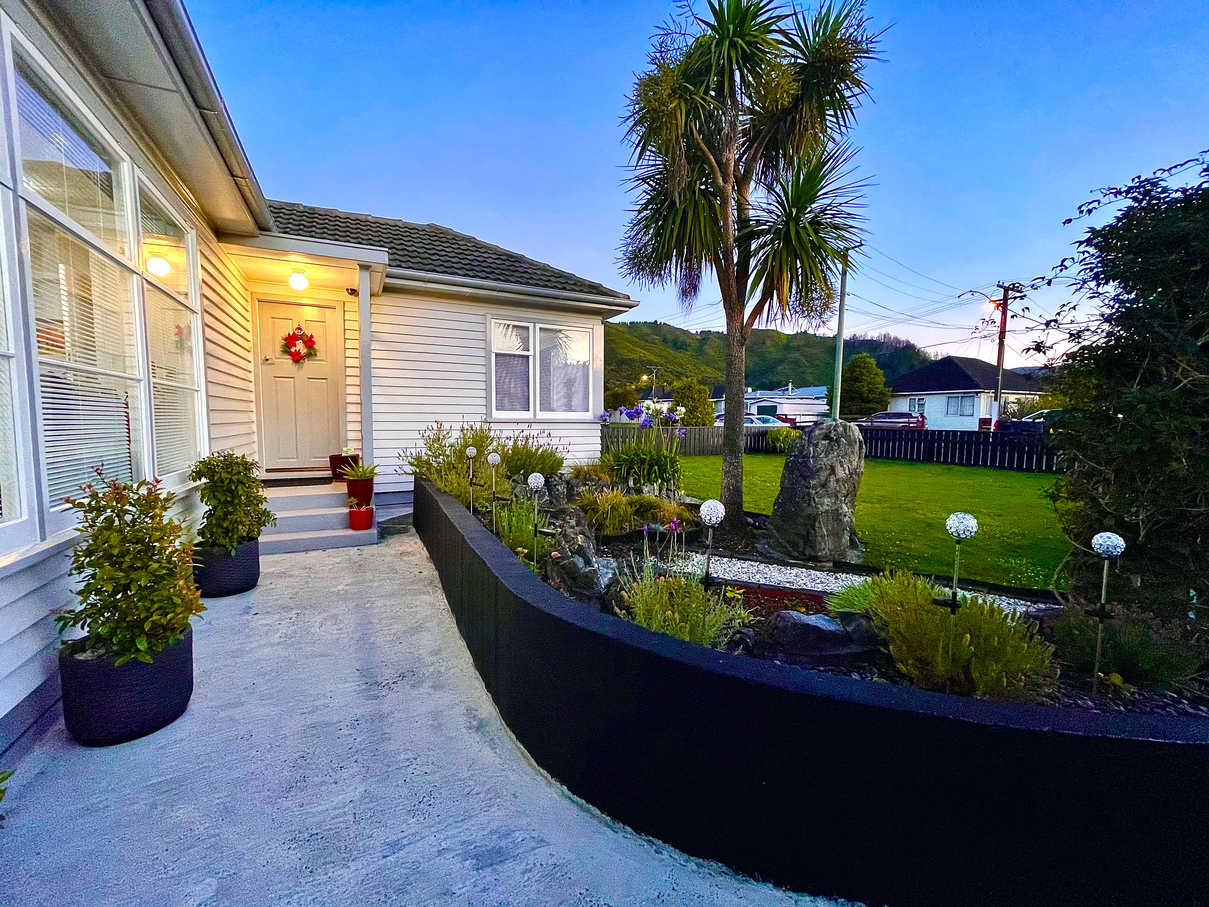8 Russell Road, Wainuiomata, Lower Hutt City
